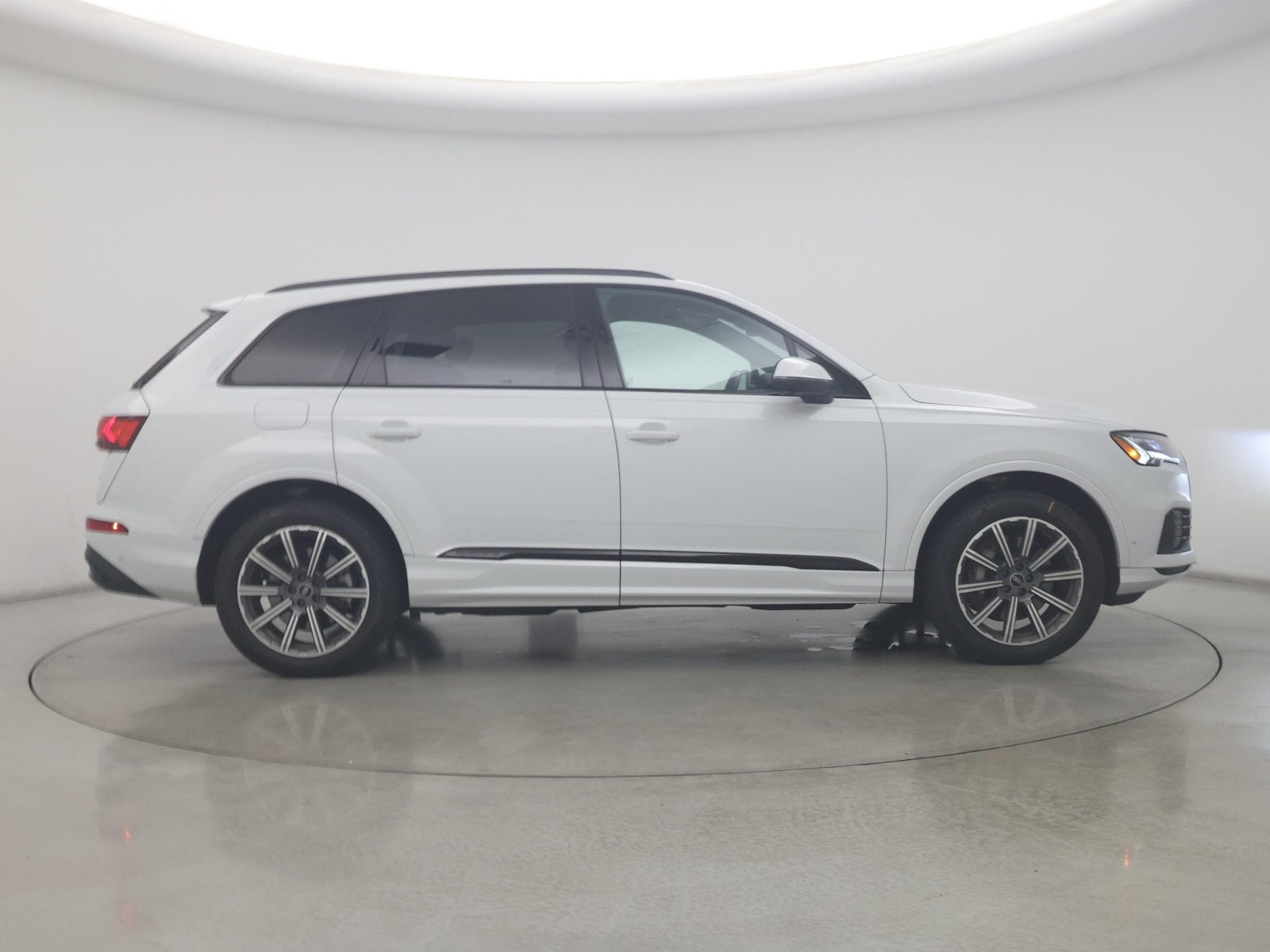2023 Audi Q7 Premium Plus - Photo 8