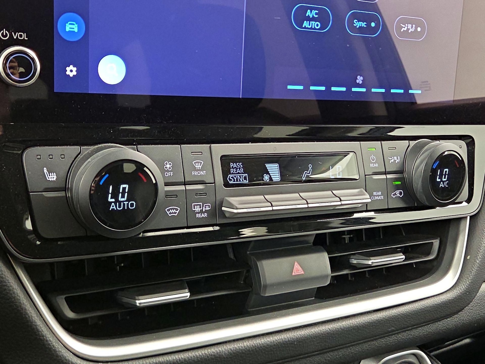 2025 Toyota Grand Highlander XLE - Photo 8
