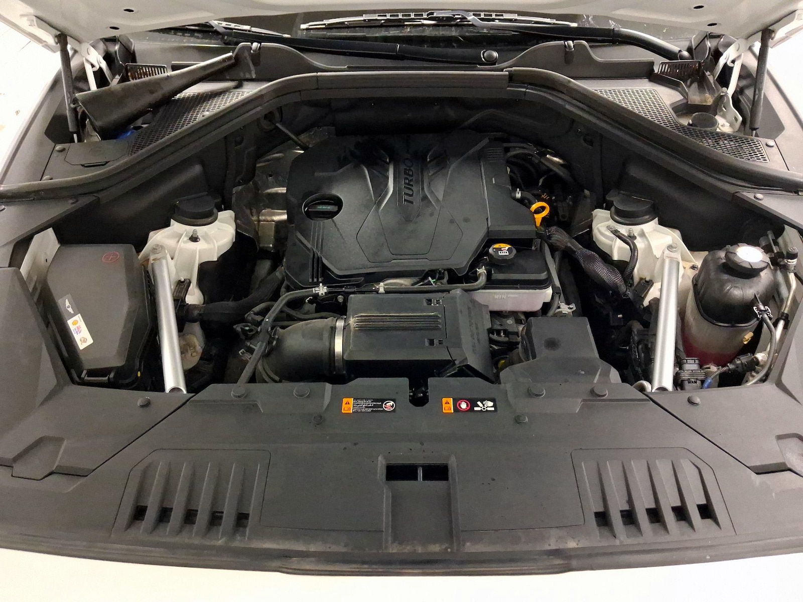 2025 GENESIS GV80 Standard - Photo 18