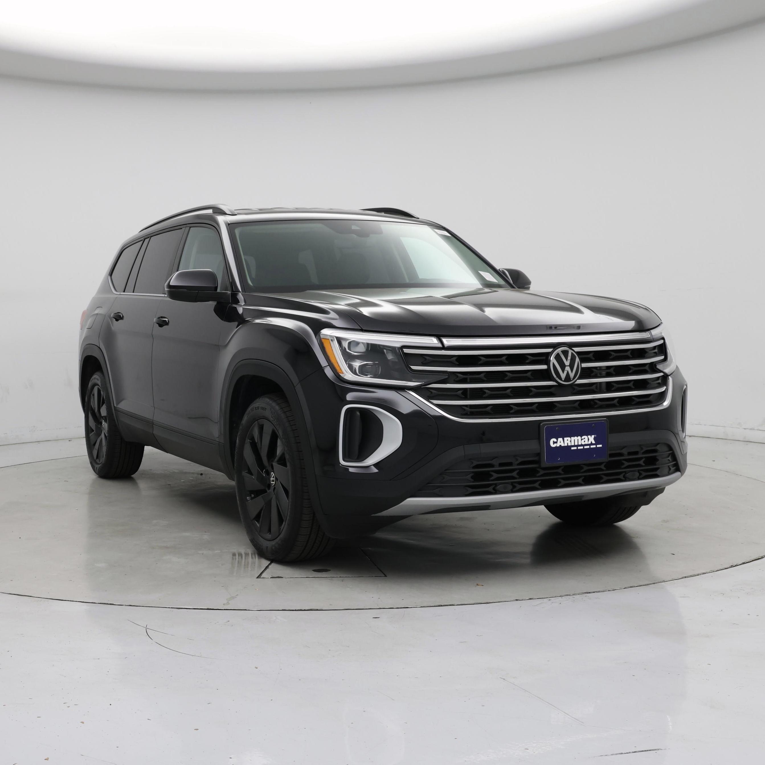 Black 2024 Volkswagen Atlas SUV / Crossover Front-Wheel Drive Automatic
