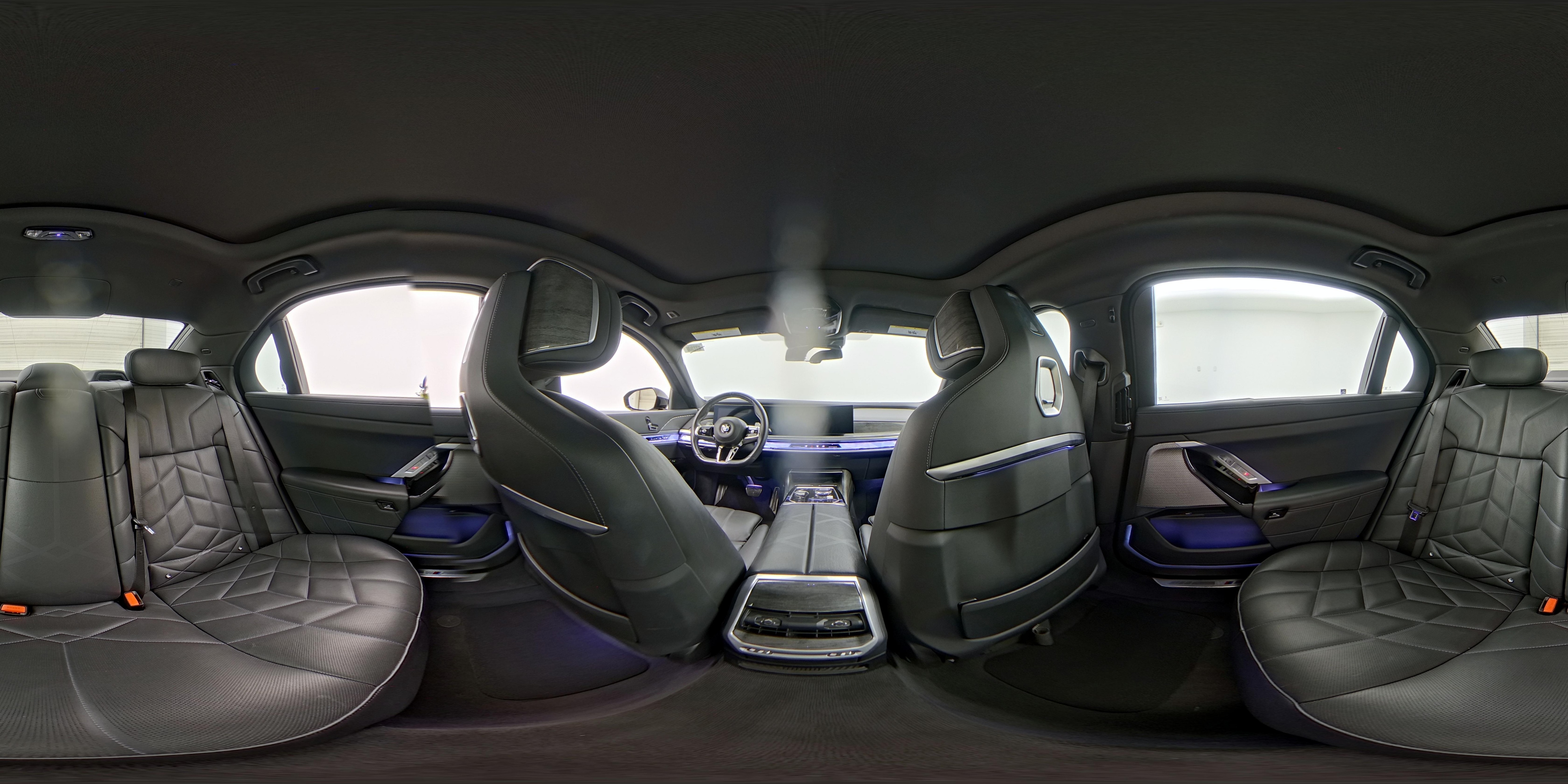 2025 BMW 7 Series 740i - Photo 25