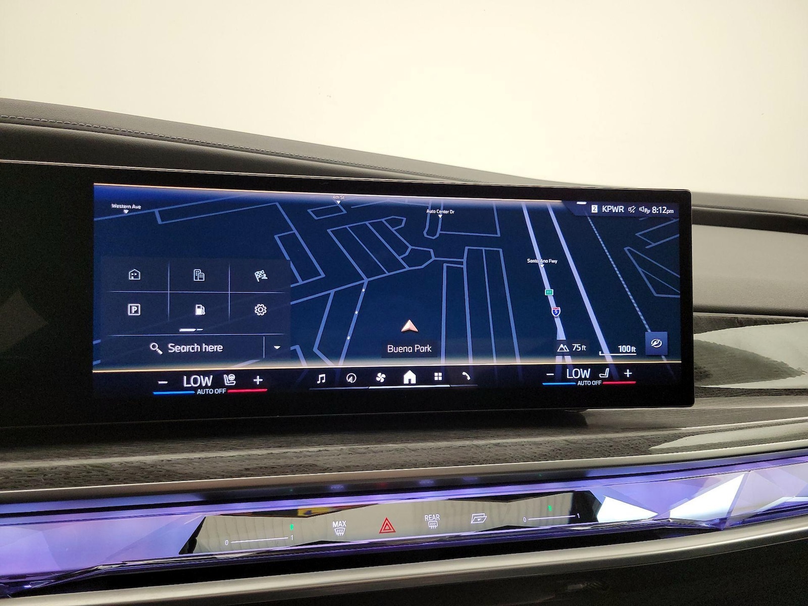 2025 BMW 7 Series 740i - Photo 14