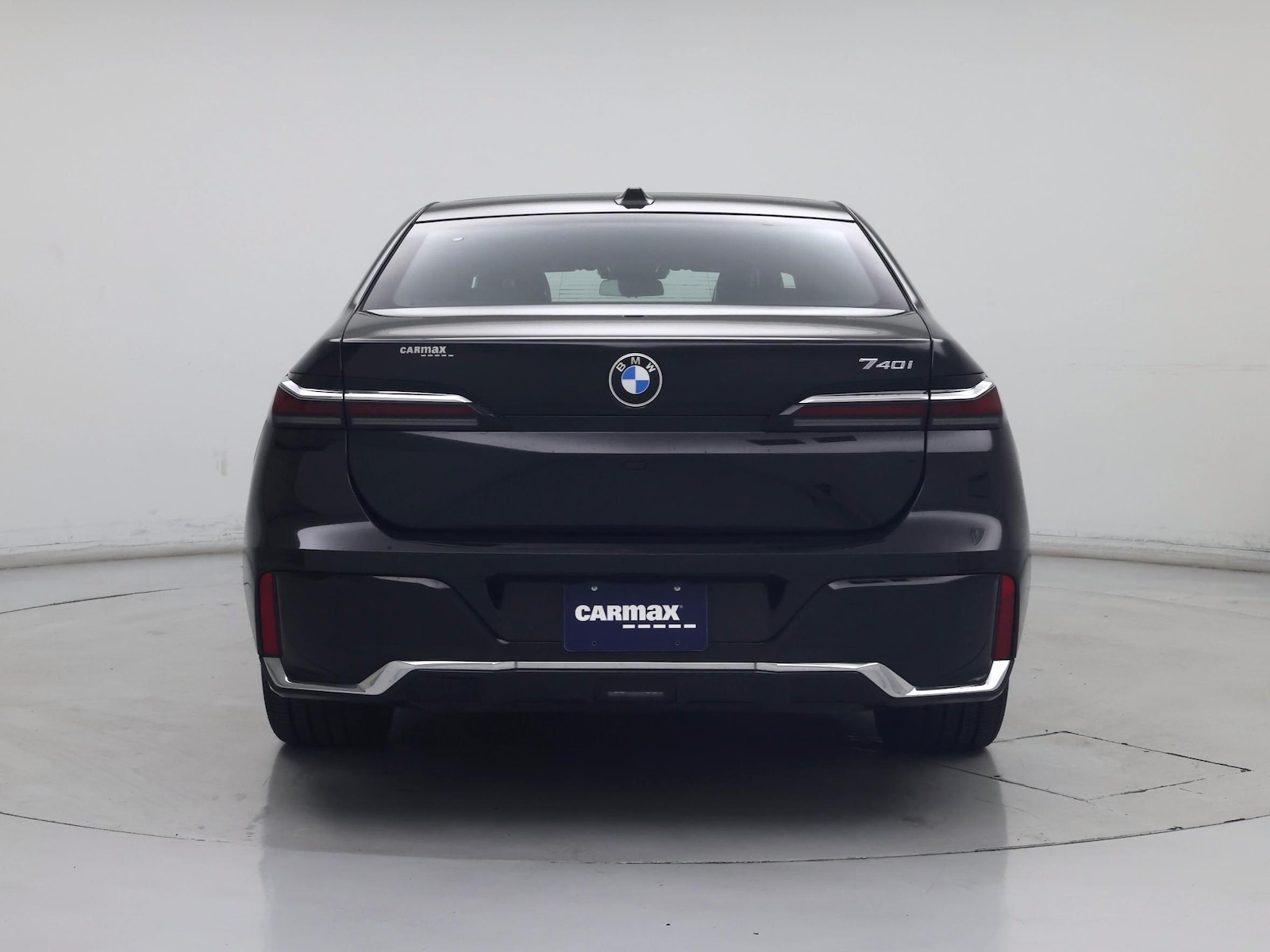 2025 BMW 7 Series 740i - Photo 7