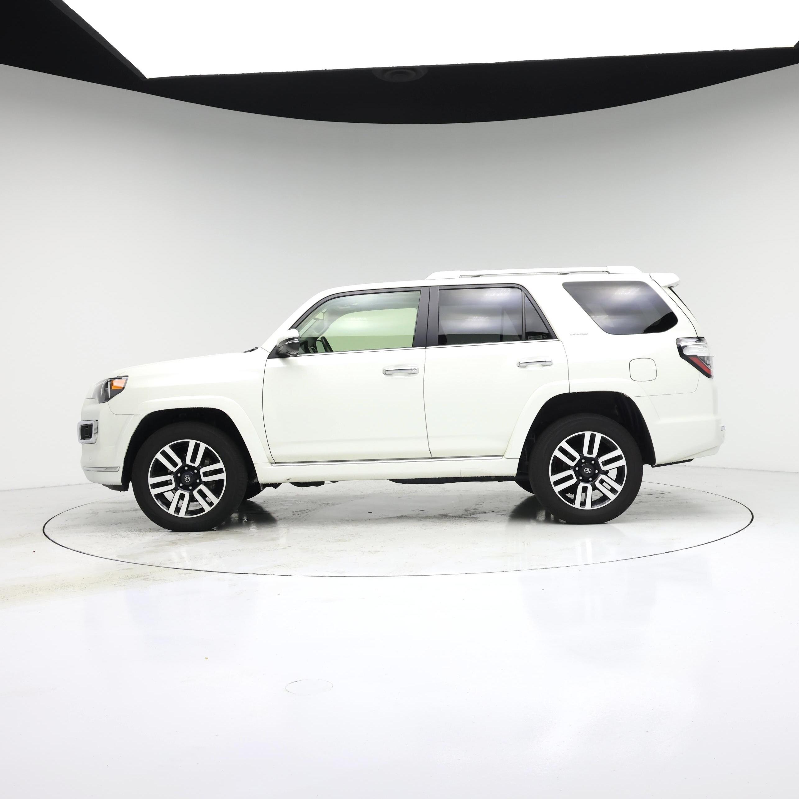 Thumbnail: 2023 Toyota 4Runner - 3