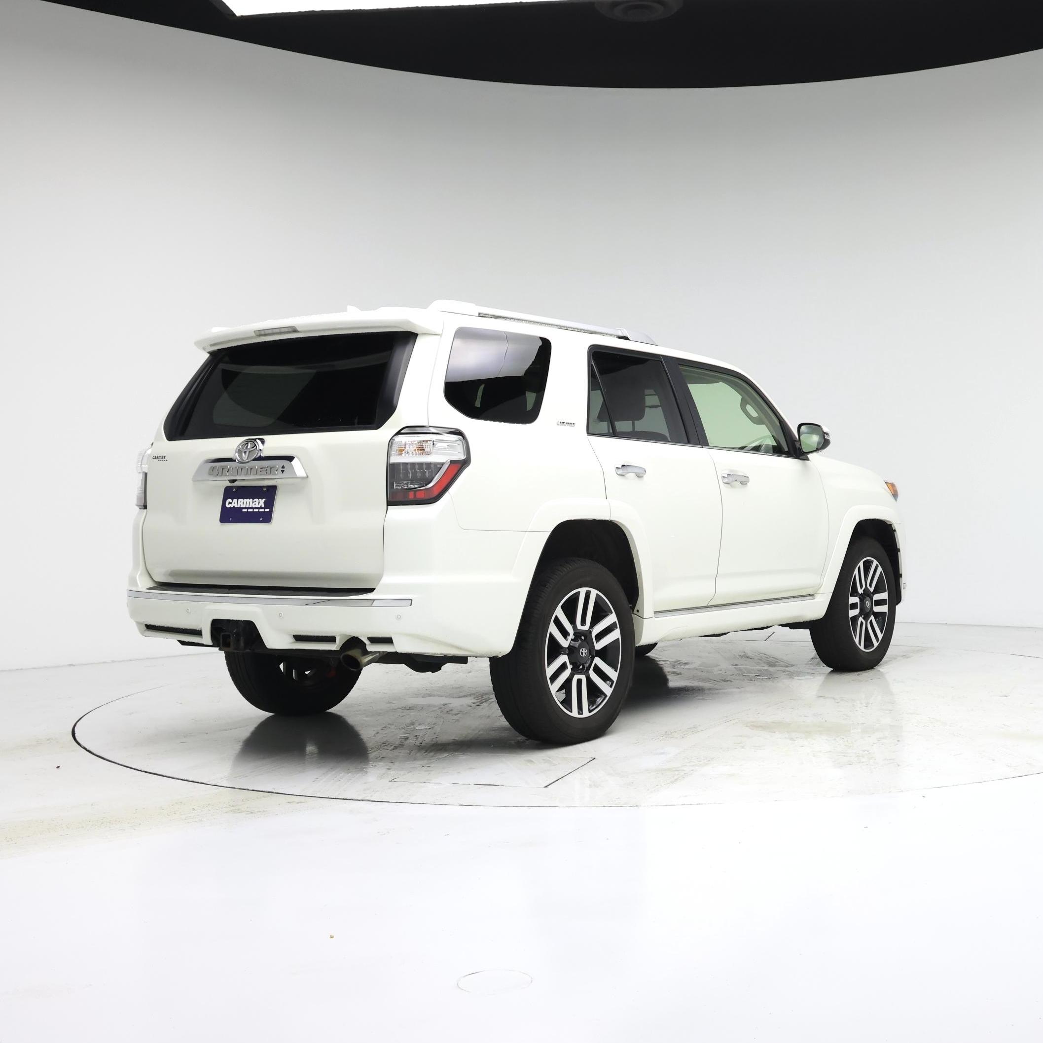Thumbnail: 2023 Toyota 4Runner - 8