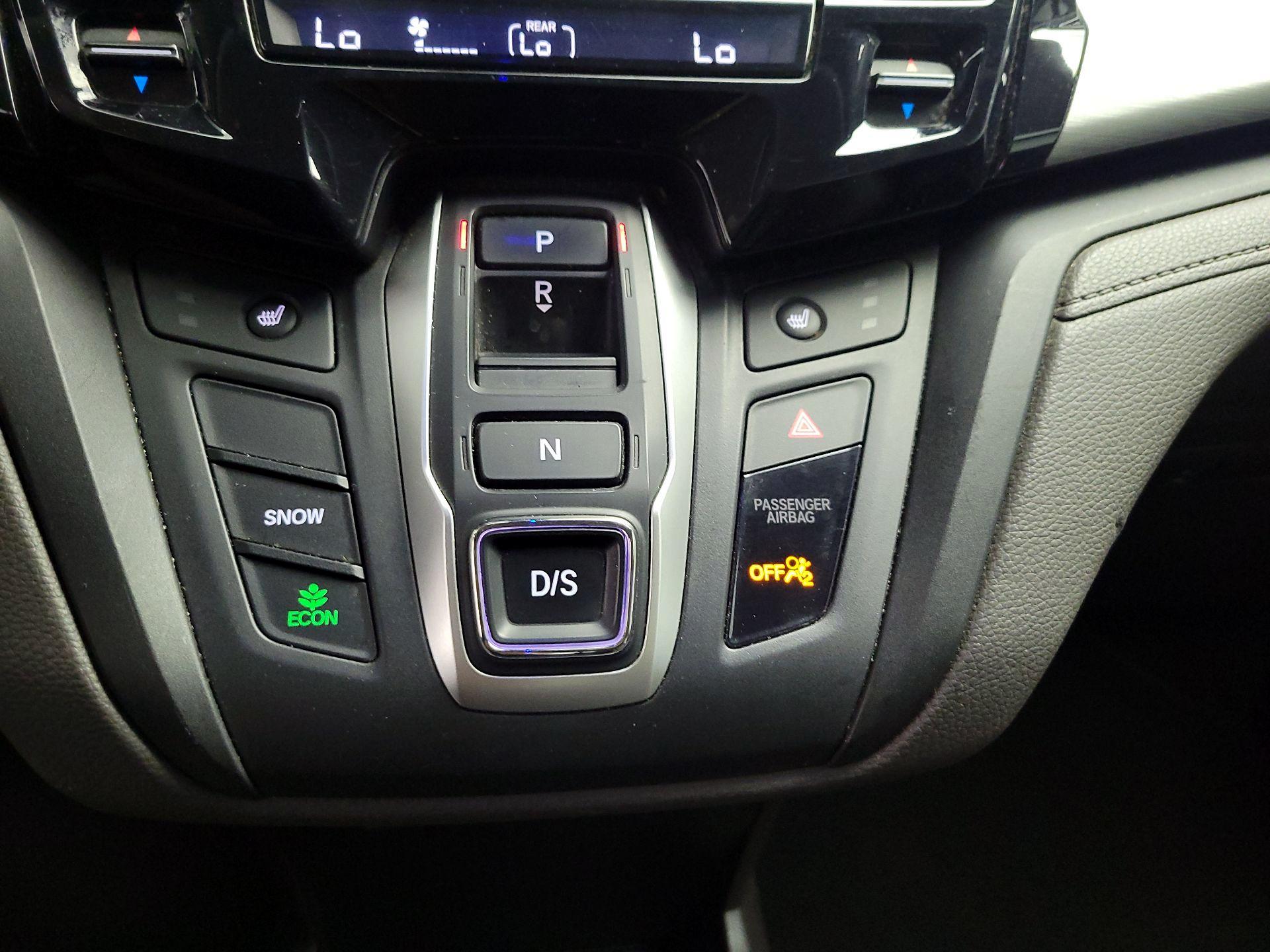 Thumbnail: 2019 Honda Odyssey - 17