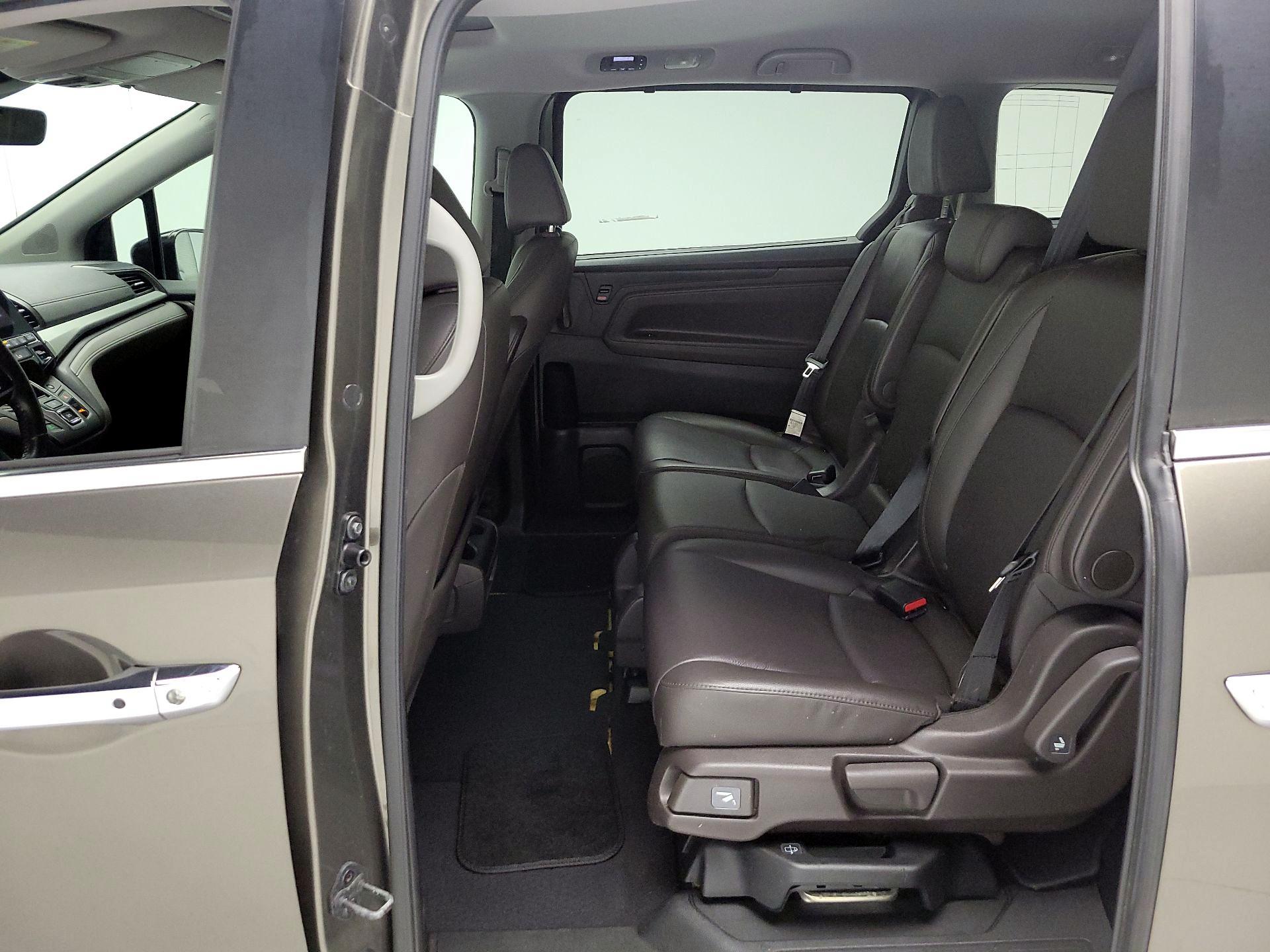 Thumbnail: 2019 Honda Odyssey - 19