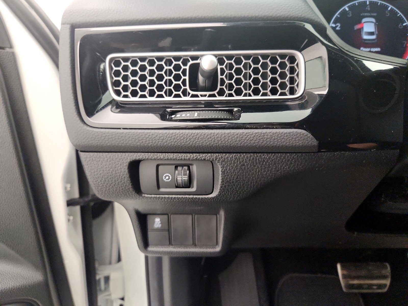 2026 Honda Civic Sport - Photo 14