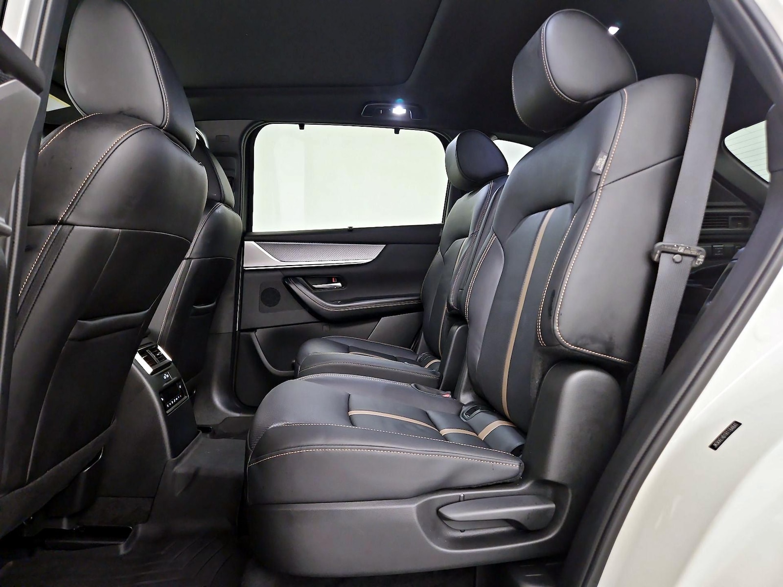 Rear Air Conditioning