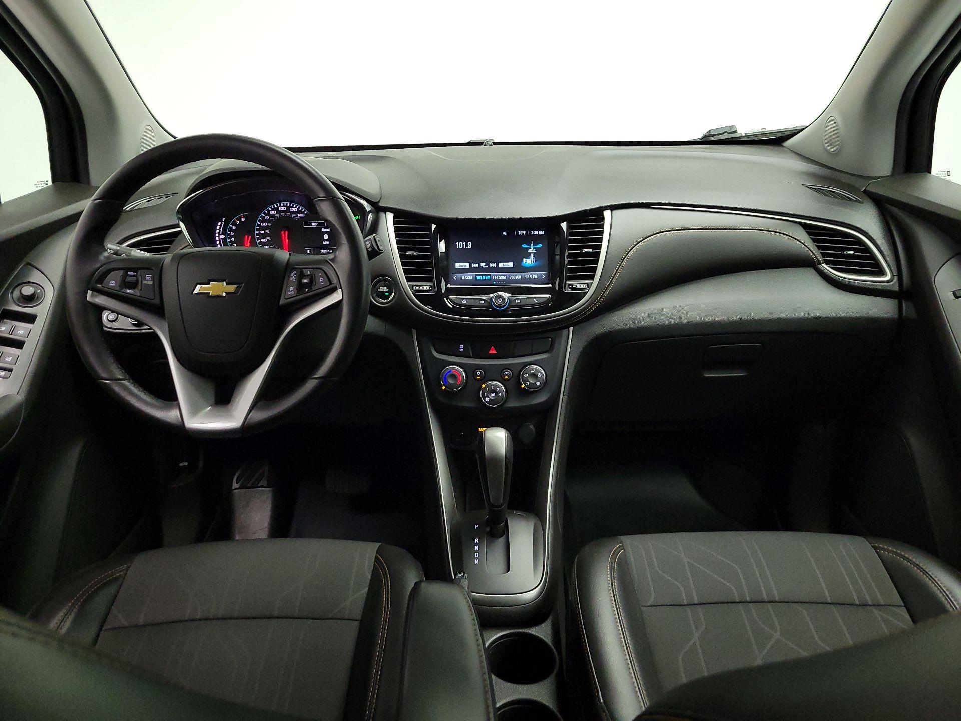 Thumbnail: 2017 Chevrolet Trax - 9