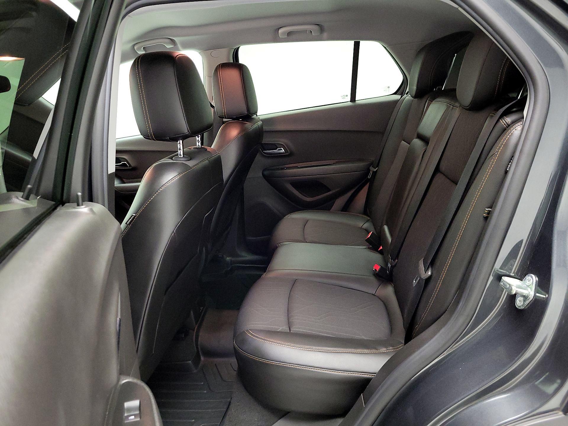 Thumbnail: 2017 Chevrolet Trax - 18