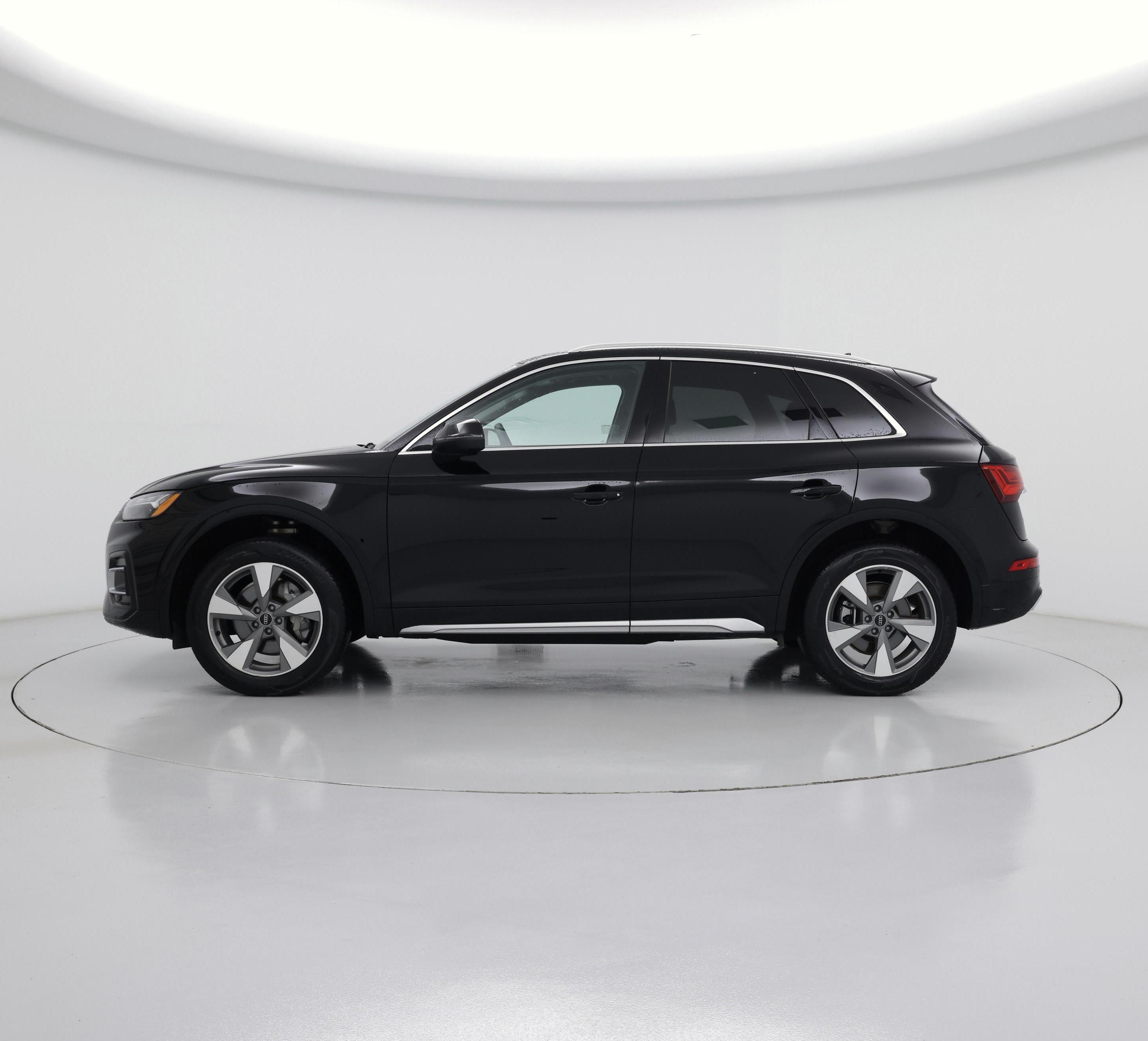Thumbnail: 2024 Audi Q5 - 3