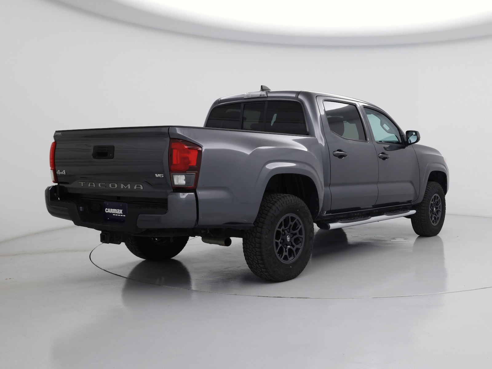 2020 Toyota Tacoma SR - Photo 9