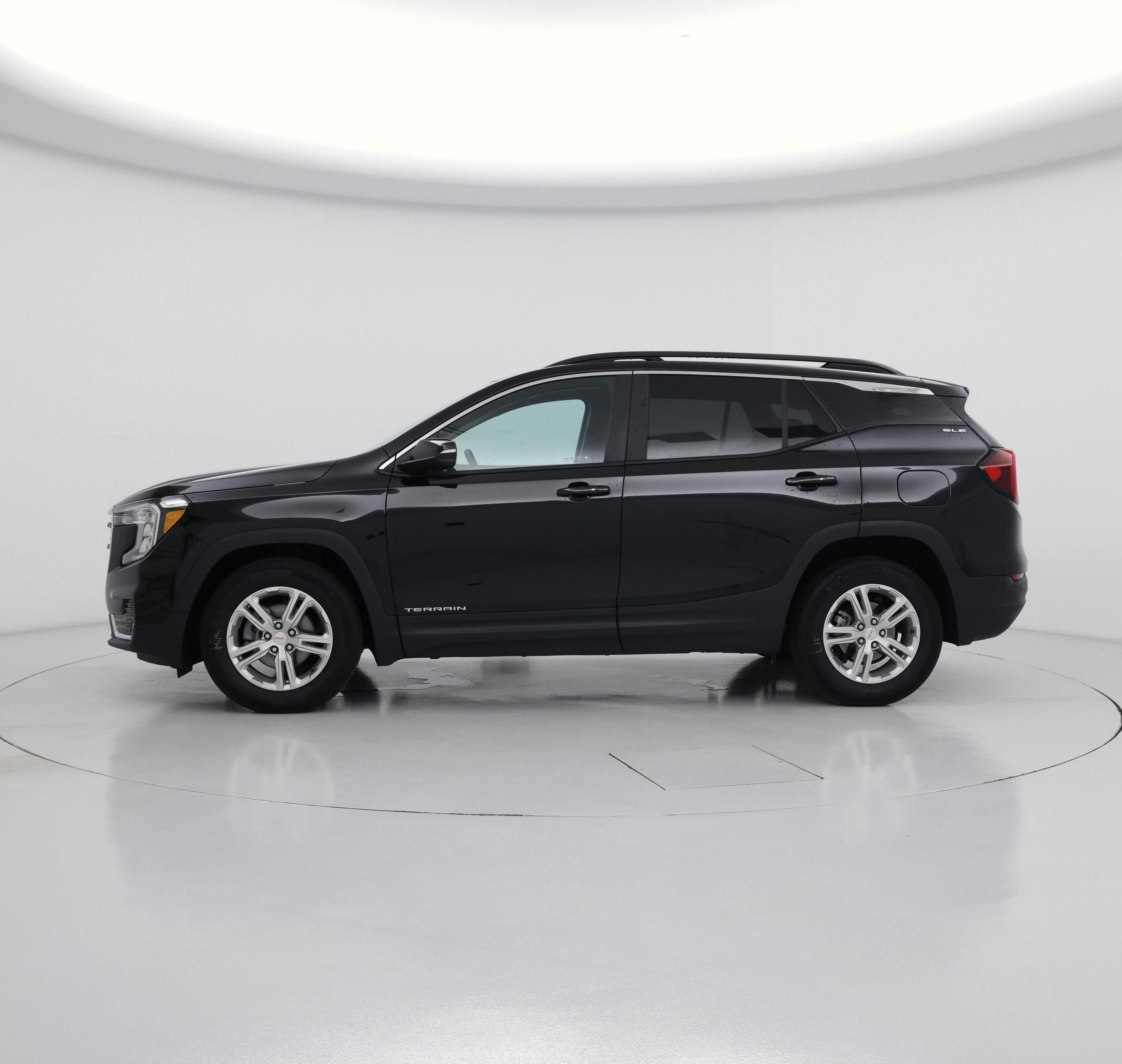 Thumbnail: 2022 GMC Terrain - 3