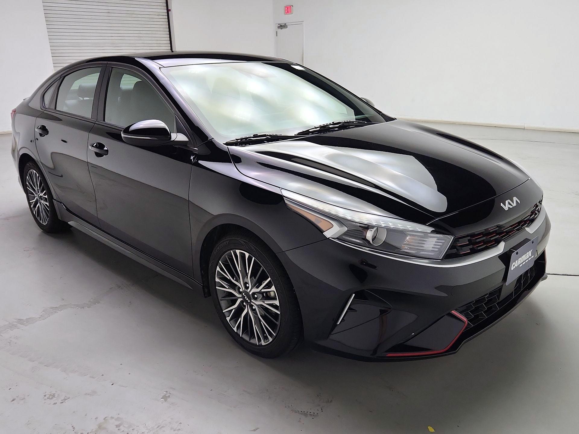 Thumbnail: 2022 Kia Forte - 1