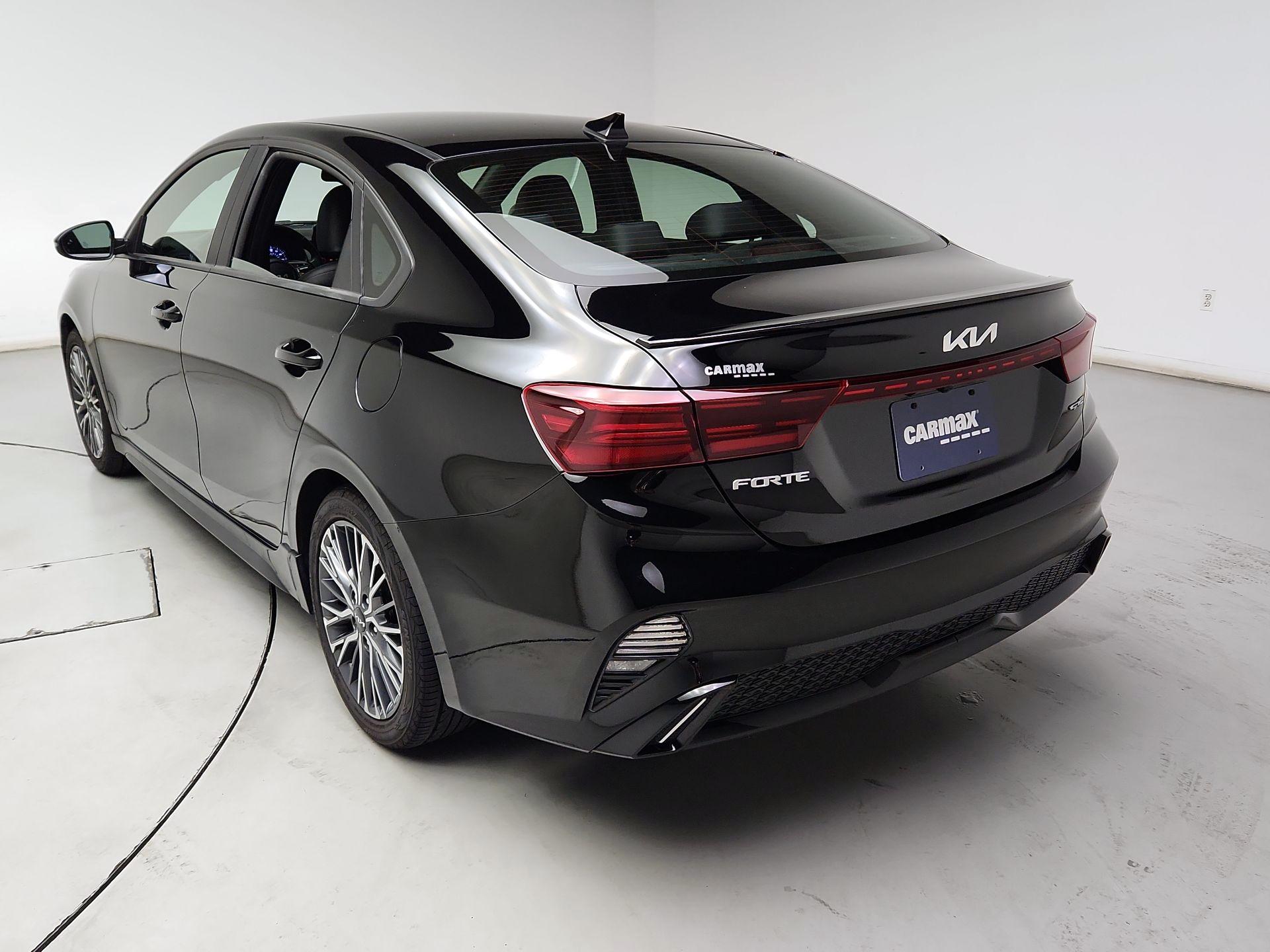 Thumbnail: 2022 Kia Forte - 7