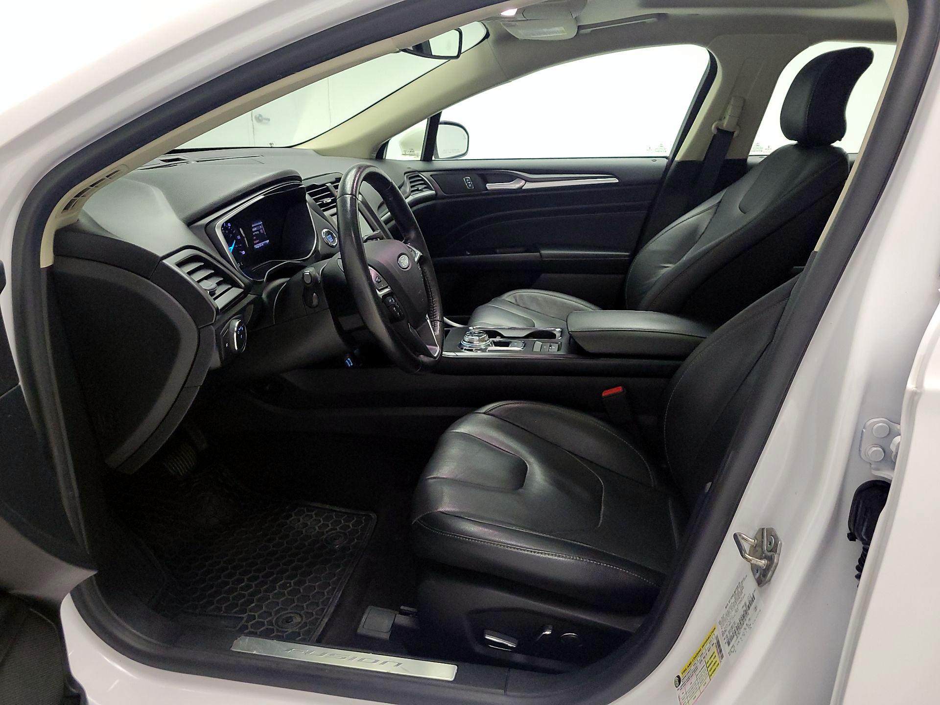 Thumbnail: 2019 Ford Fusion - 11