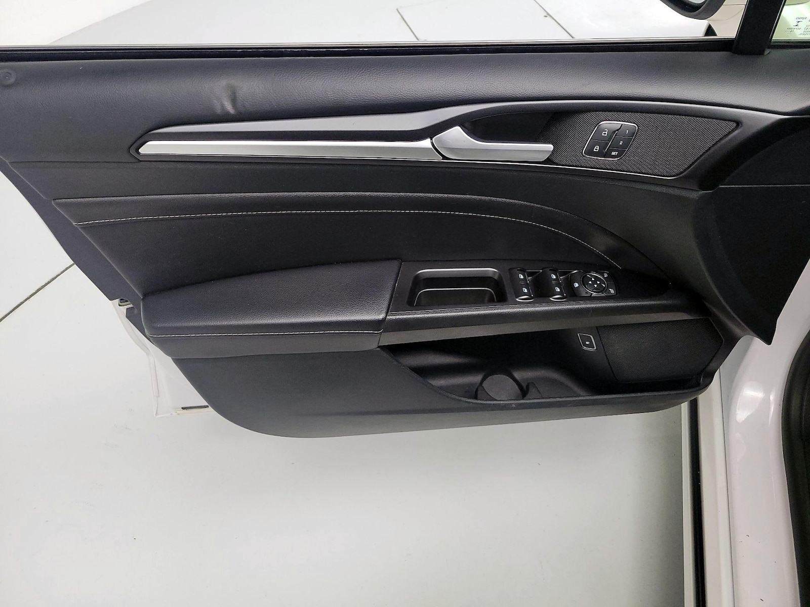 2019 Ford Fusion Energi Titanium - Photo 13