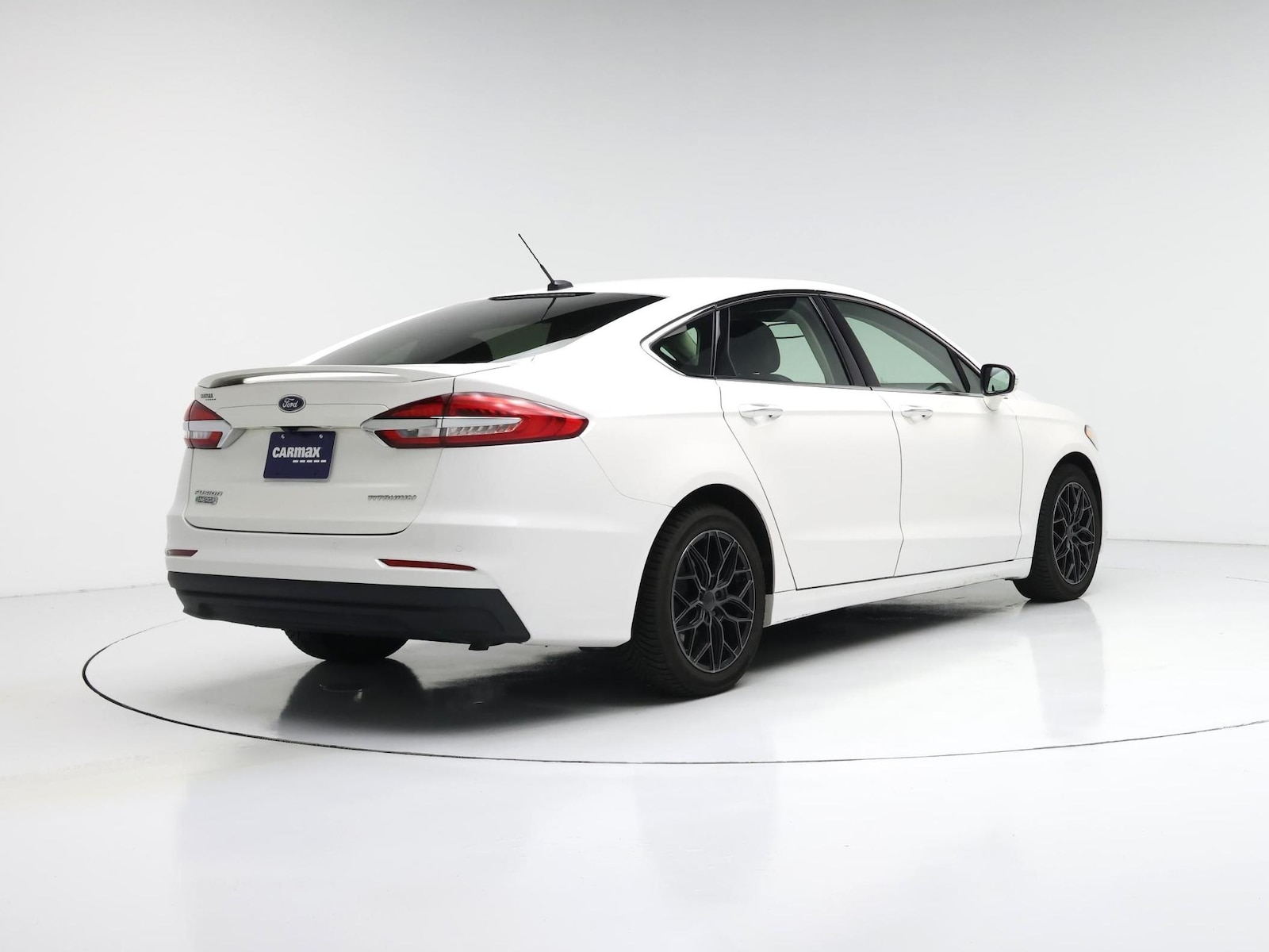 2019 Ford Fusion Energi Titanium - Photo 9