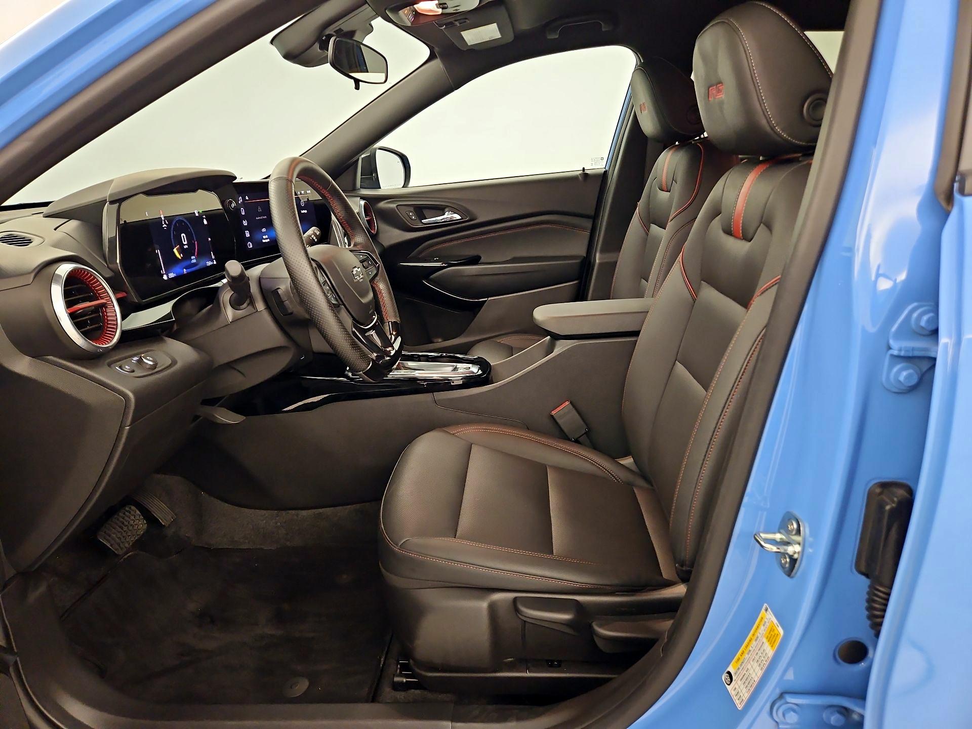 Thumbnail: 2024 Chevrolet Trax - 9