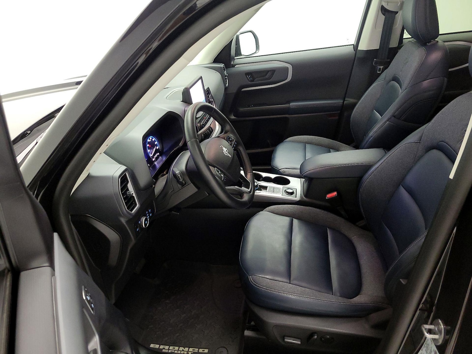 2024 Ford Bronco Sport Outer Banks - Photo 12