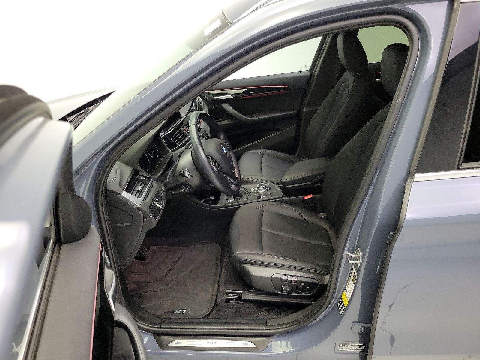 2022 BMW X1 28i - Photo 12
