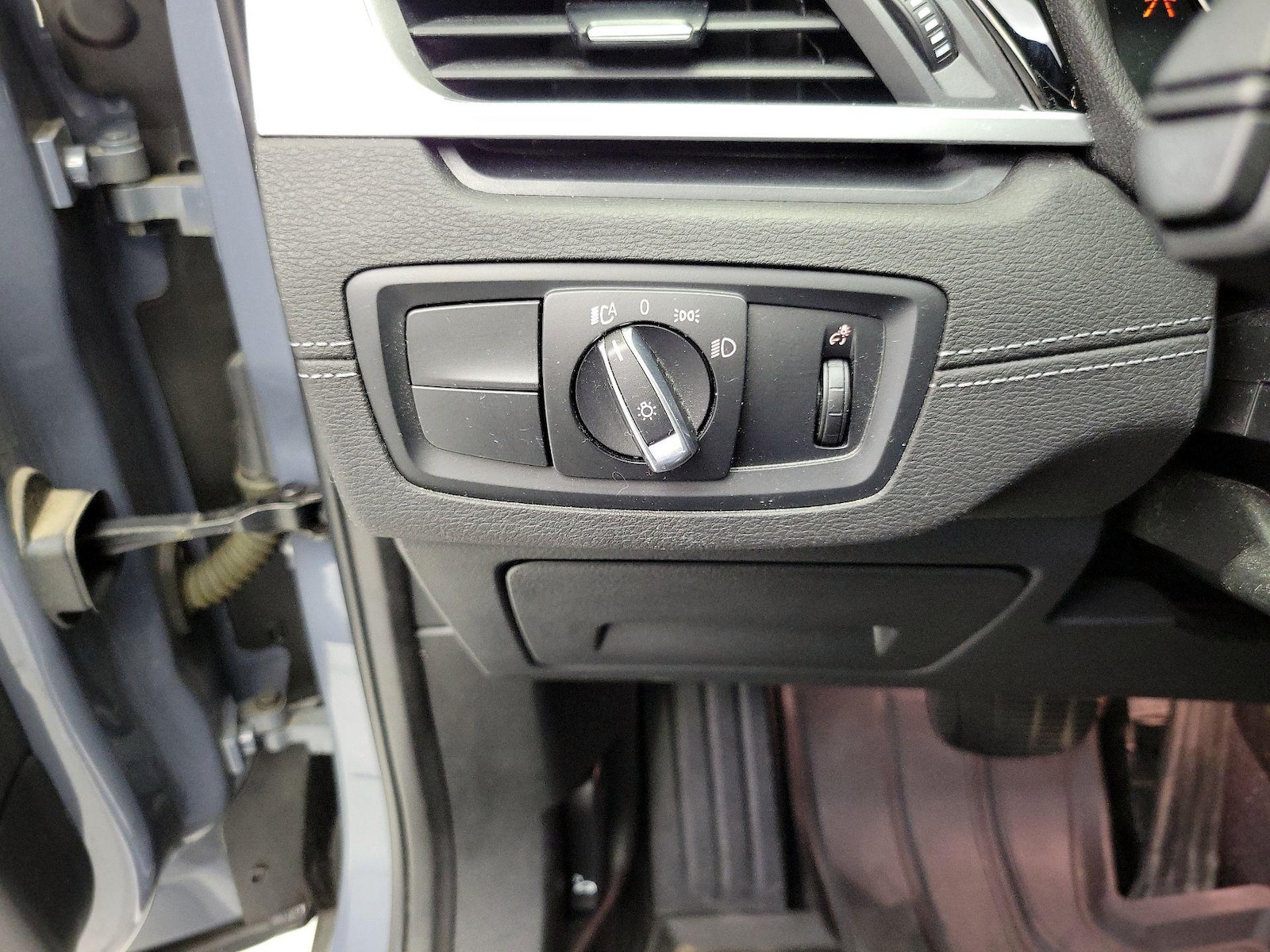 2022 BMW X1 28i - Photo 14