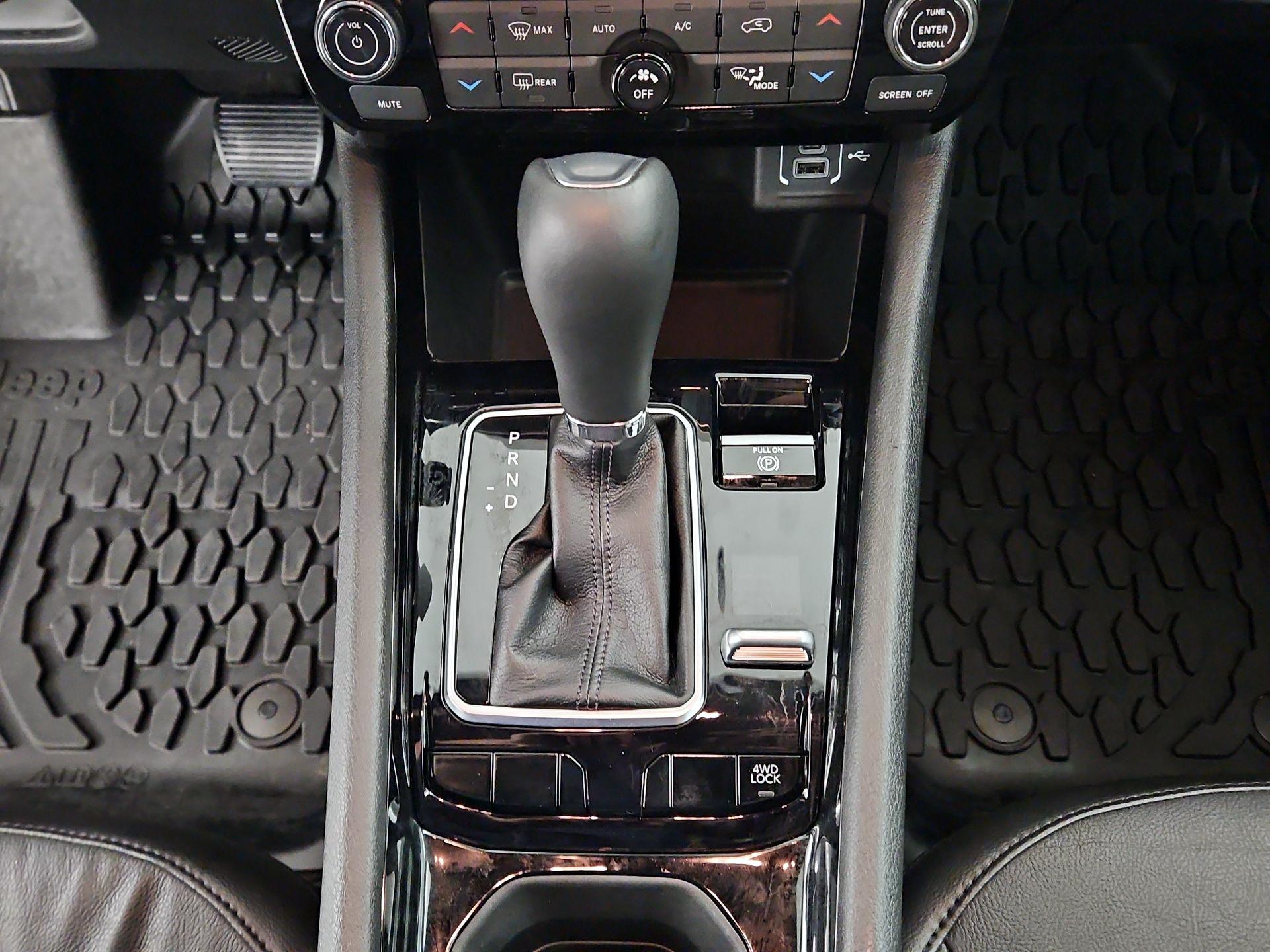 Thumbnail: 2023 Jeep Compass - 15