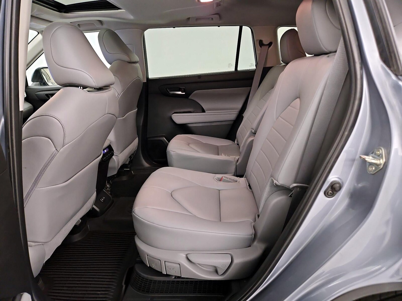 Rear Air Conditioning