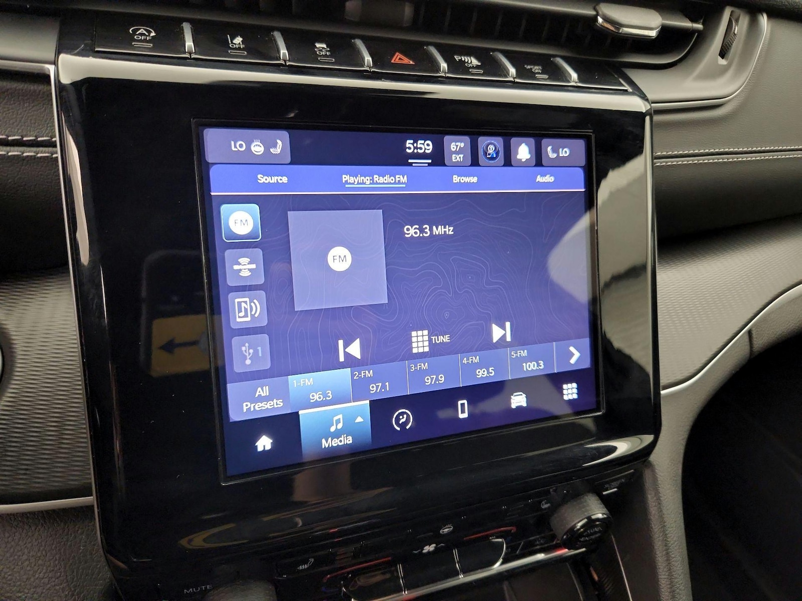 2024 Jeep Grand Cherokee Altitude - Photo 16