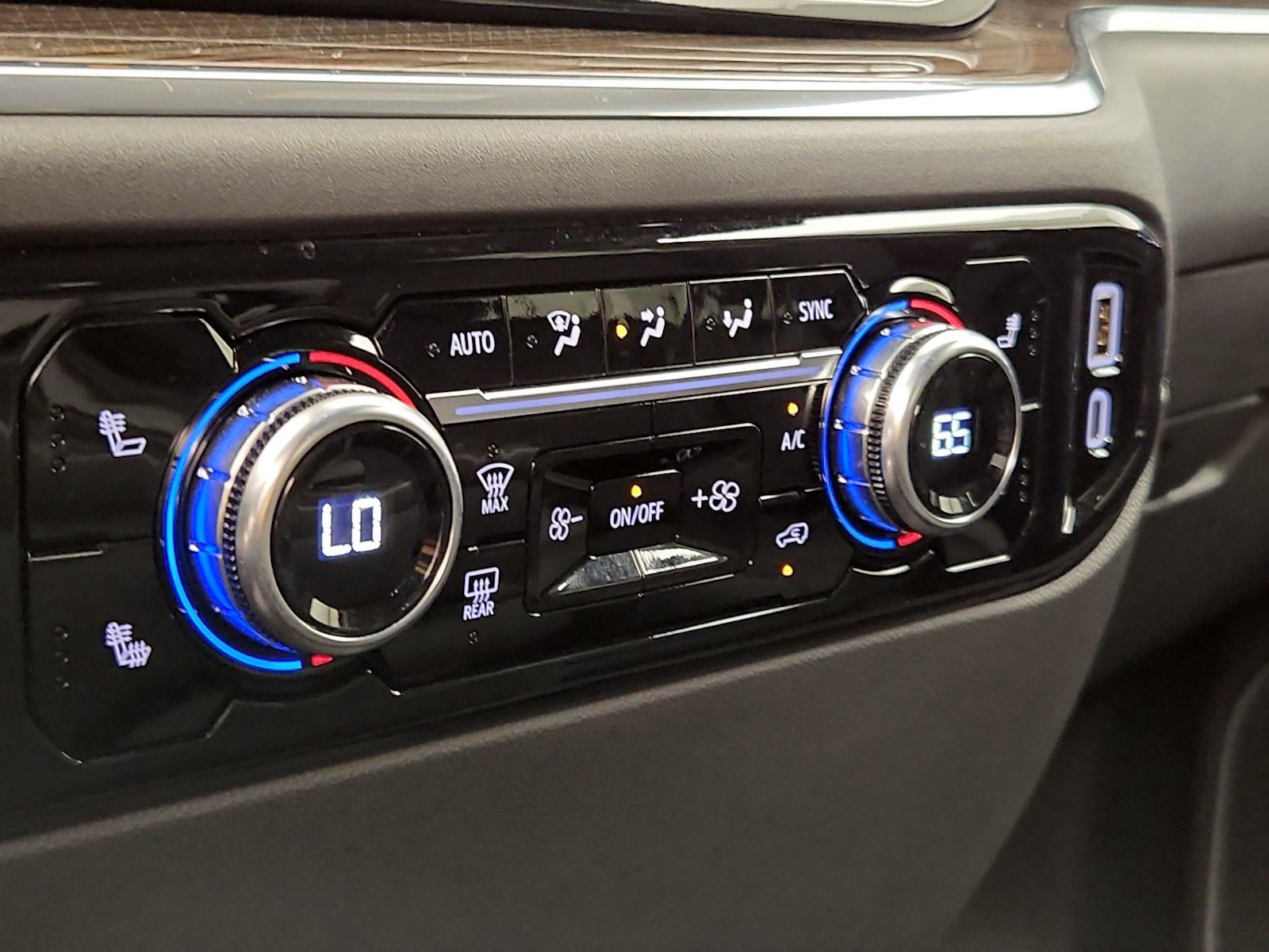 2023 GMC Sierra 1500 Elevation - Photo 17