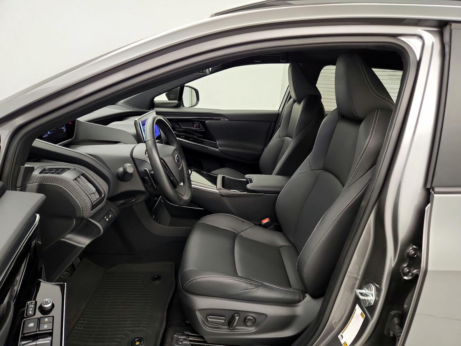 2023 Subaru SOLTERRA Limited - Photo 12