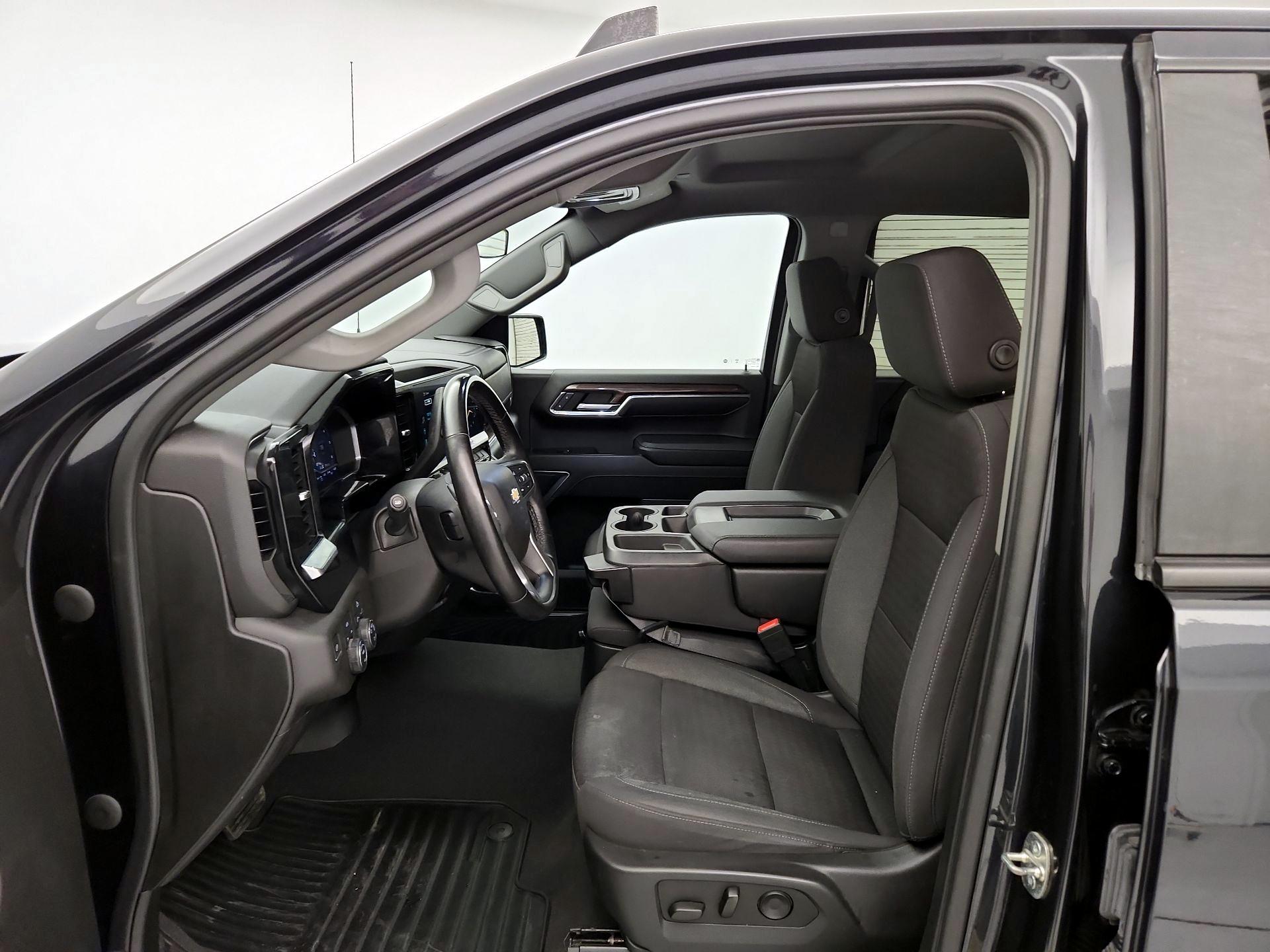 Thumbnail: 2023 Chevrolet Silverado 1500 - 11