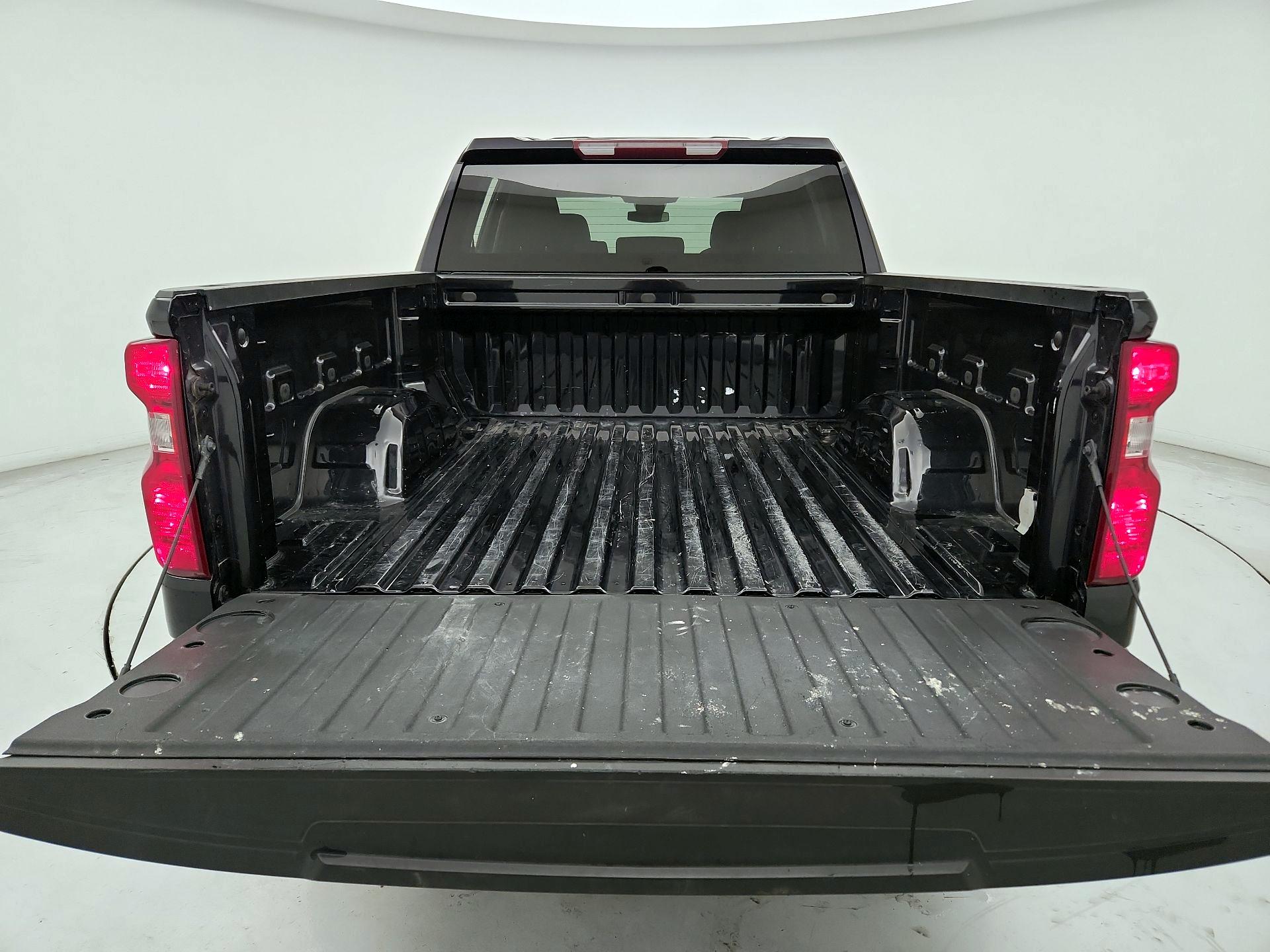 Thumbnail: 2023 Chevrolet Silverado 1500 - 20