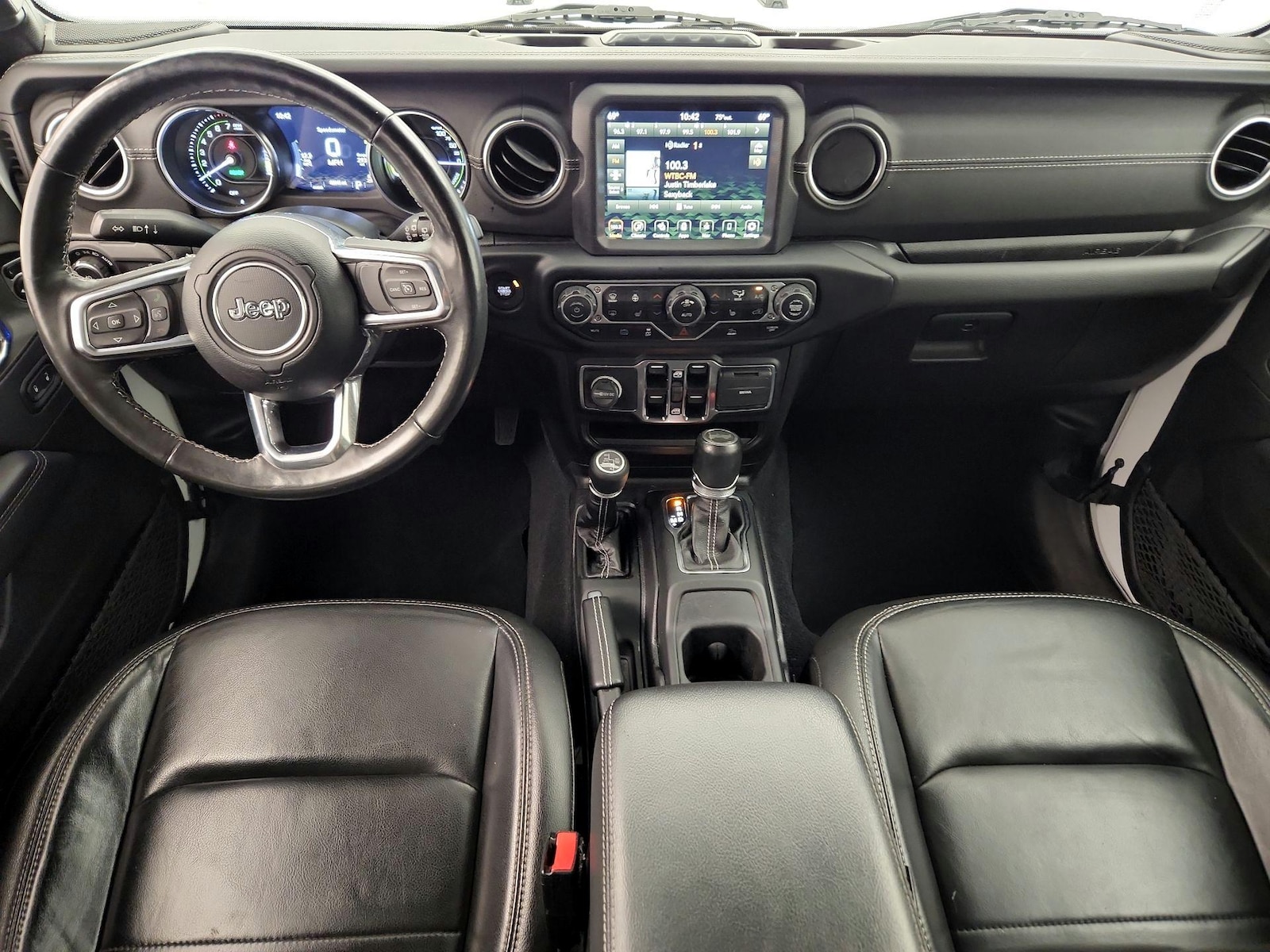 Photo 8