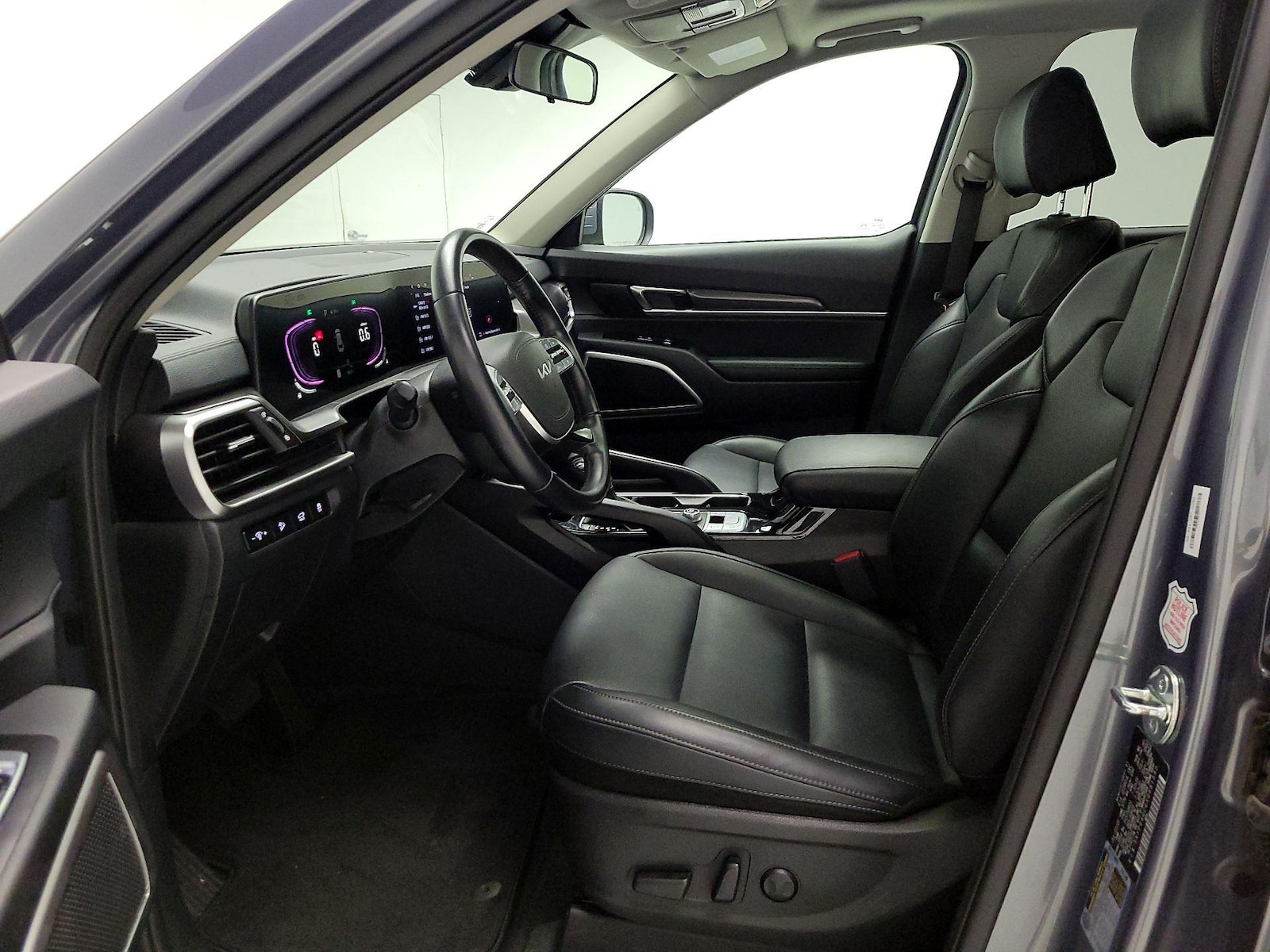 2025 Kia Telluride S - Photo 12