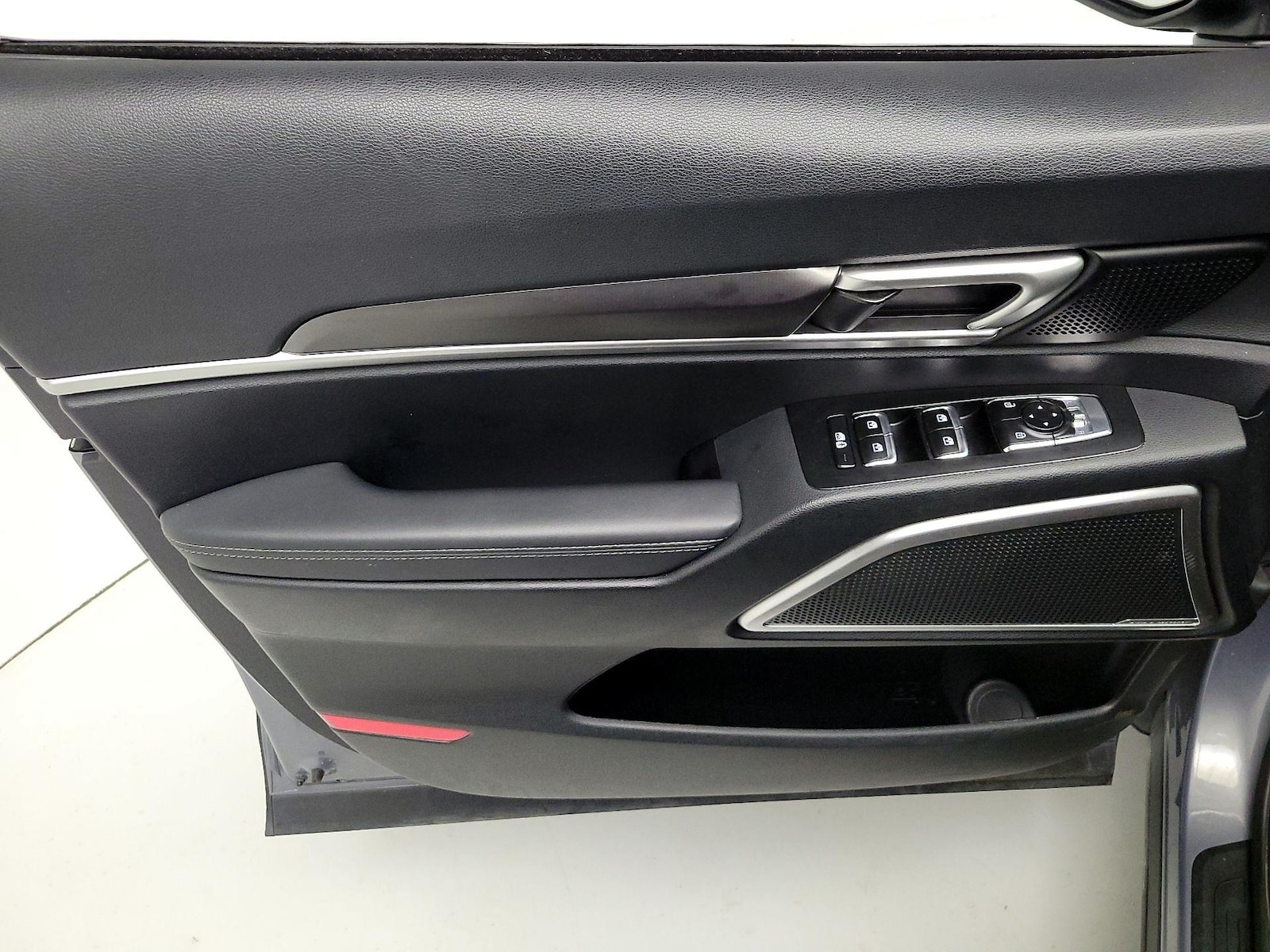 2025 Kia Telluride S - Photo 13
