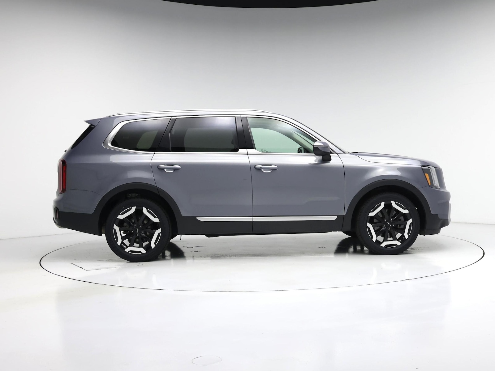 2025 Kia Telluride S - Photo 8
