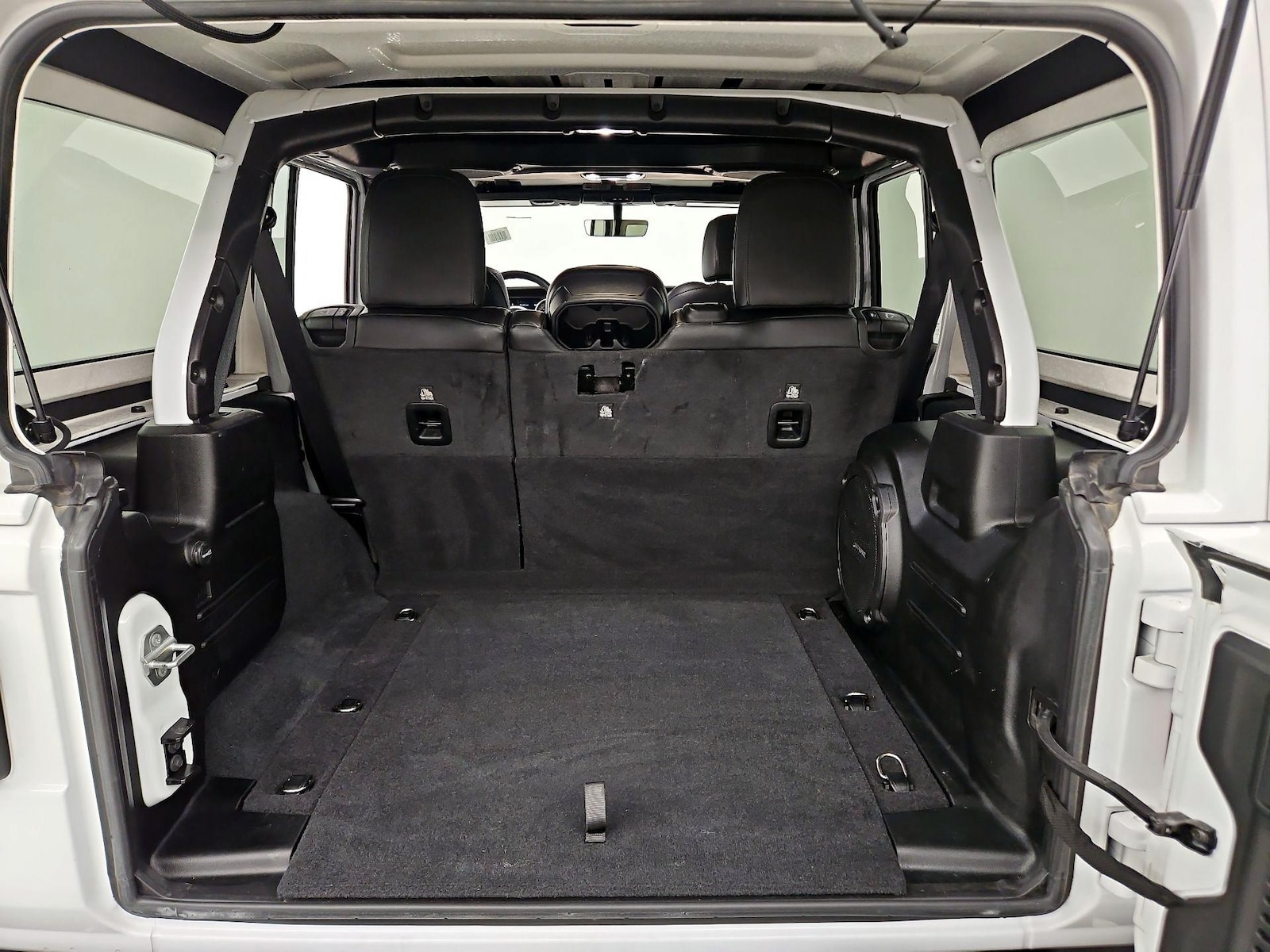 2022 Jeep Wrangler Unlimited Sahara Altitude - Photo 22
