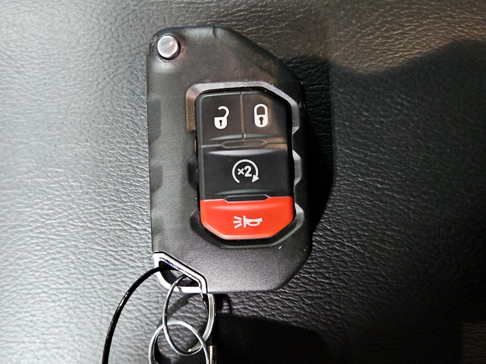 2022 Jeep Wrangler Unlimited Sahara Altitude - Photo 24