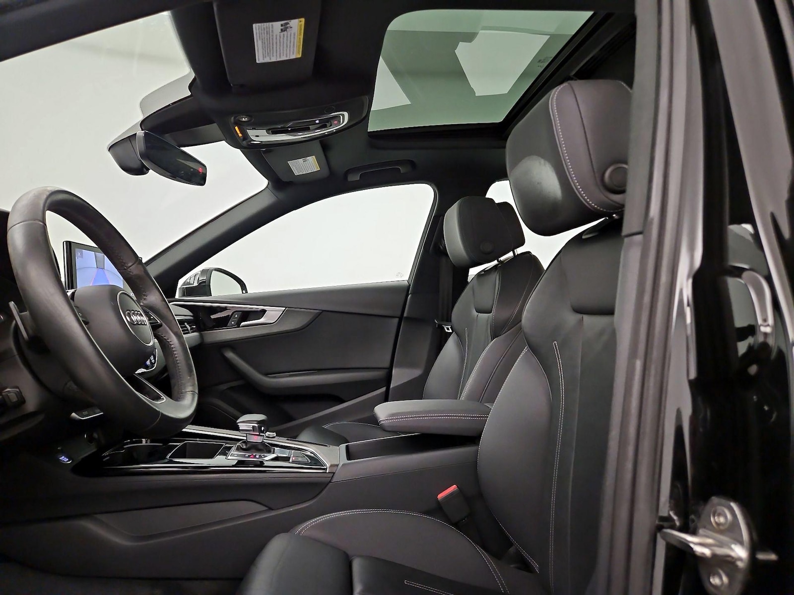 Sunroof(s) & Overhead Airbags