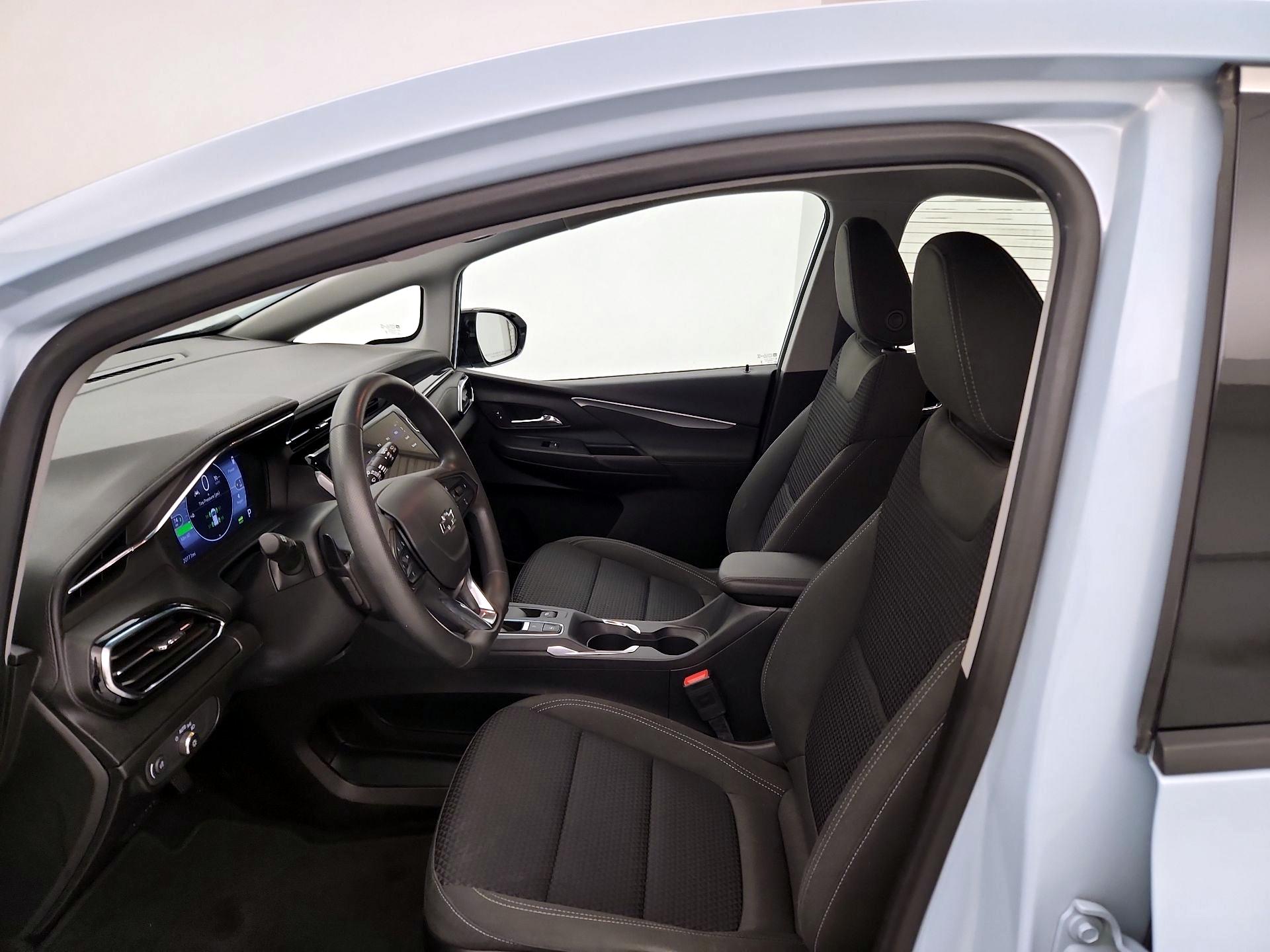 Thumbnail: 2023 Chevrolet Bolt EV - 11