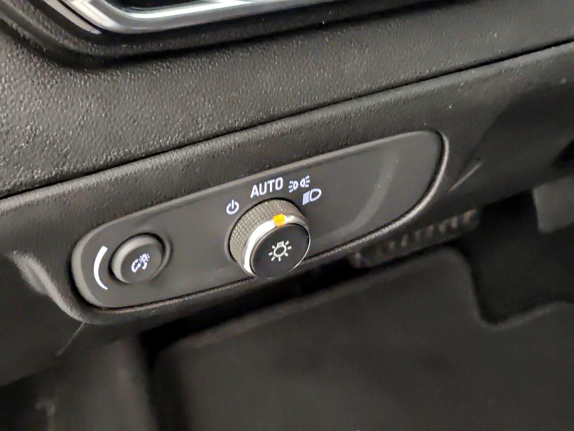 Thumbnail: 2023 Chevrolet Bolt EV - 13