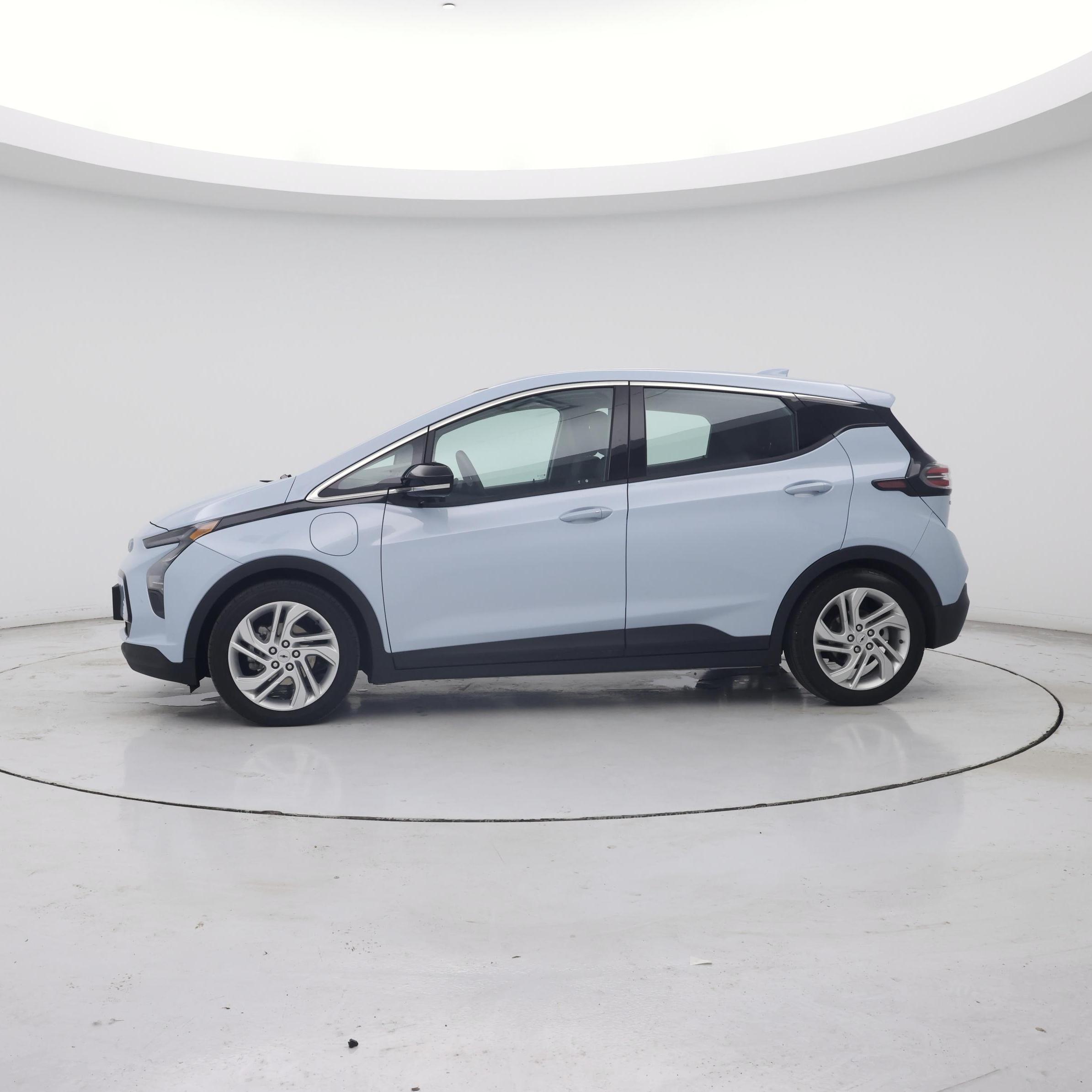 Thumbnail: 2023 Chevrolet Bolt EV - 3