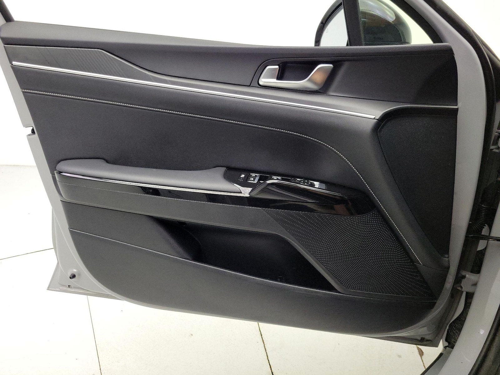 2025 Kia K5 GT-Line - Photo 13