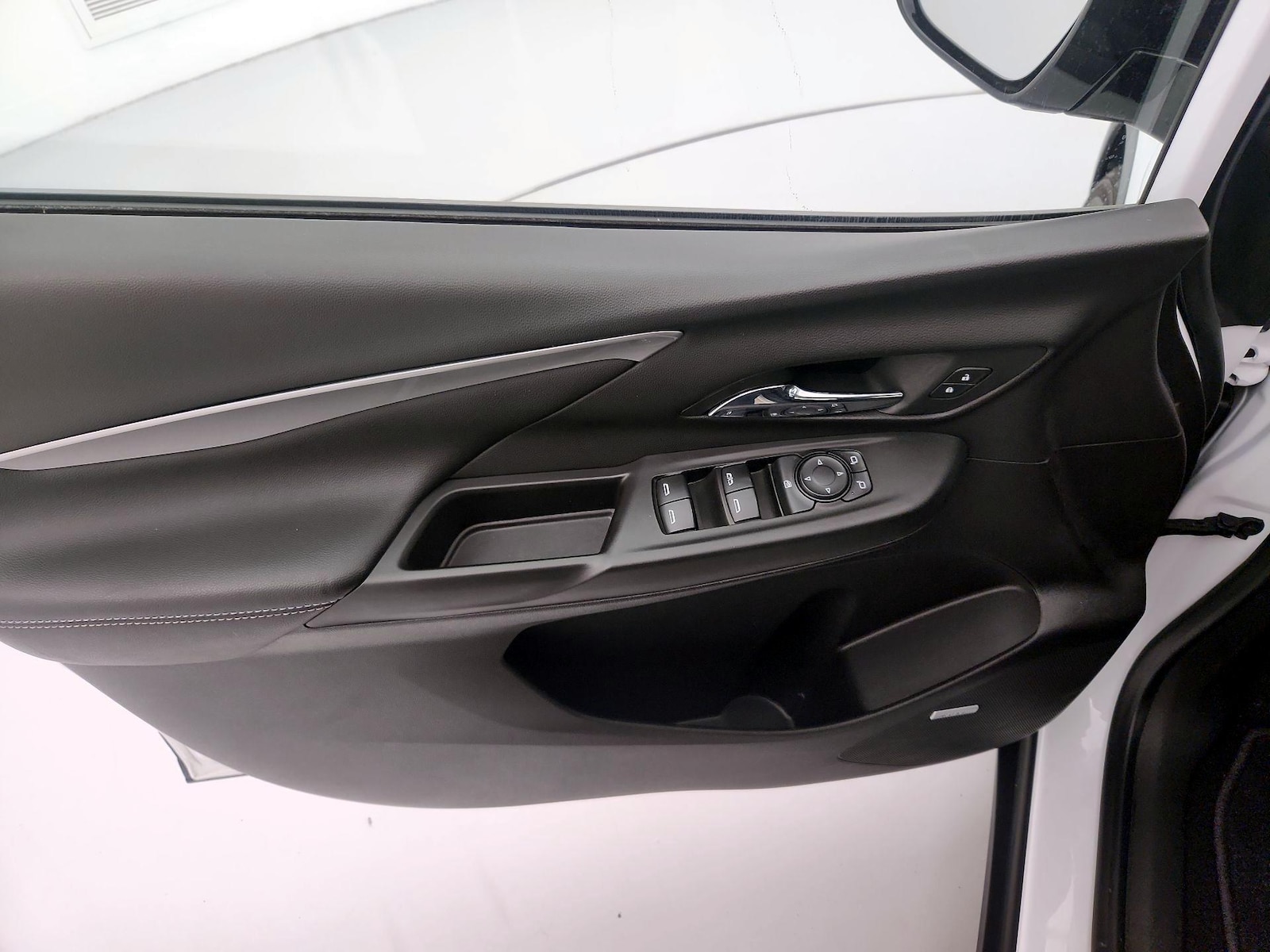2022 Chevrolet Bolt EV 2LT - Photo 13