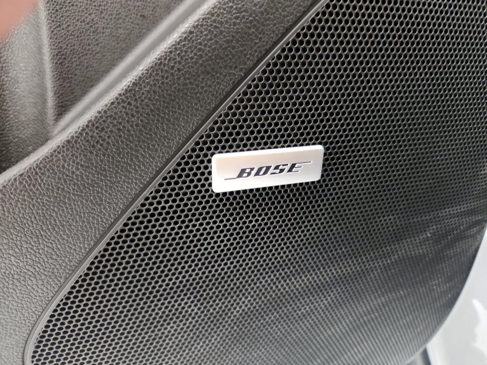 2022 Chevrolet Bolt EV 2LT - Photo 23
