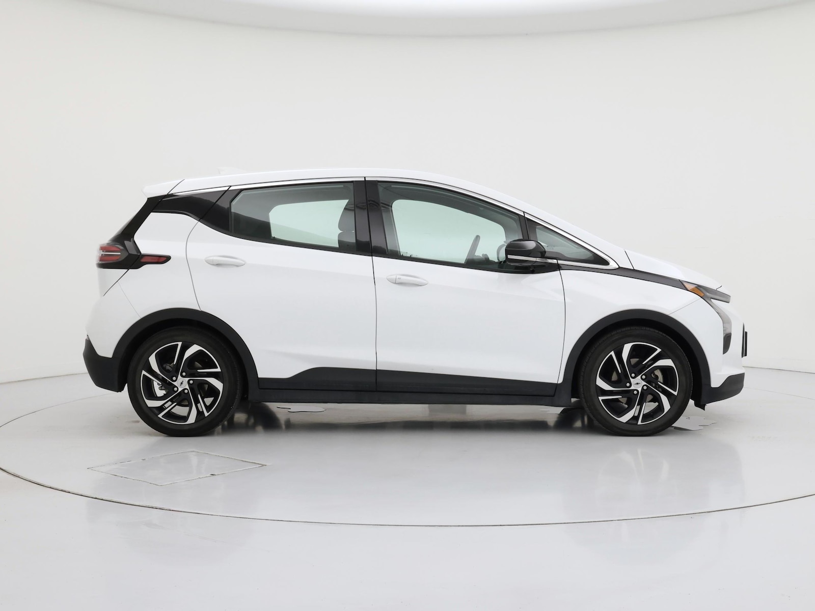 2022 Chevrolet Bolt EV 2LT - Photo 8