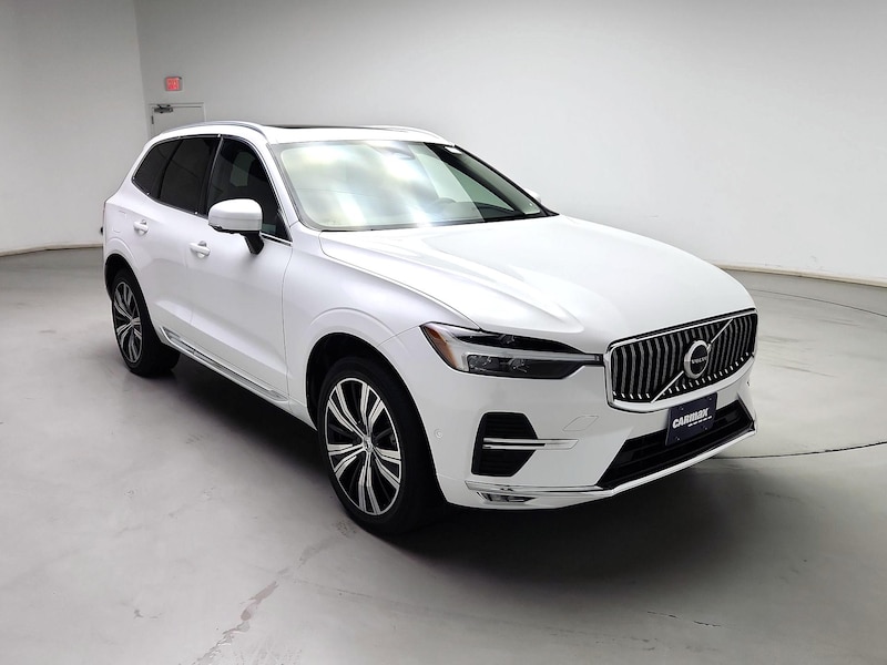 2023 Volvo XC60 B5 Plus Bright Theme