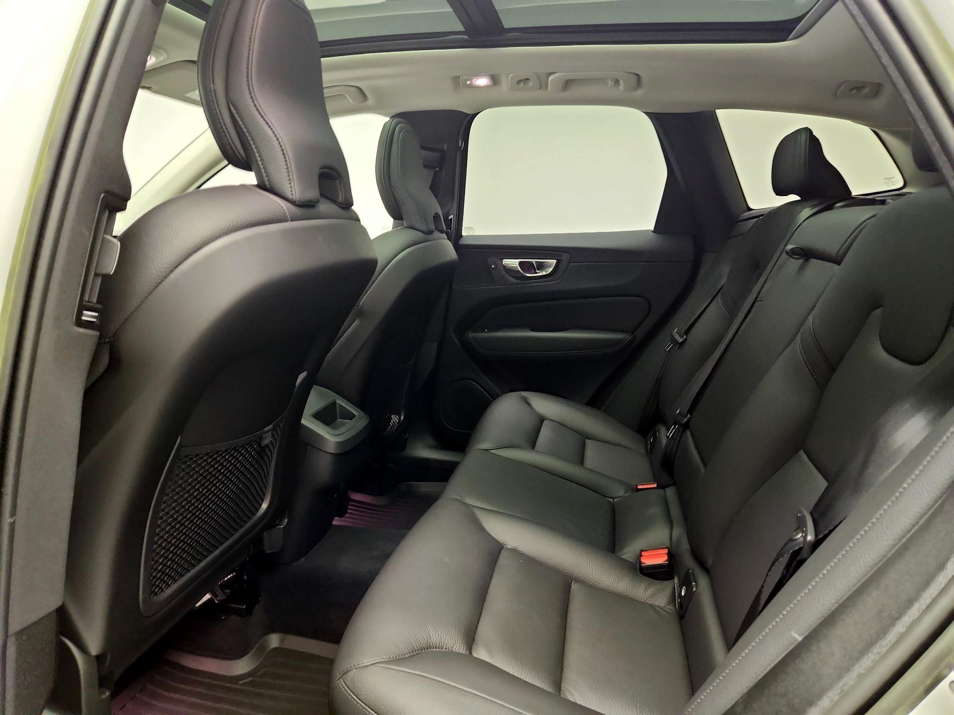Thumbnail: 2023 Volvo XC60 - 19